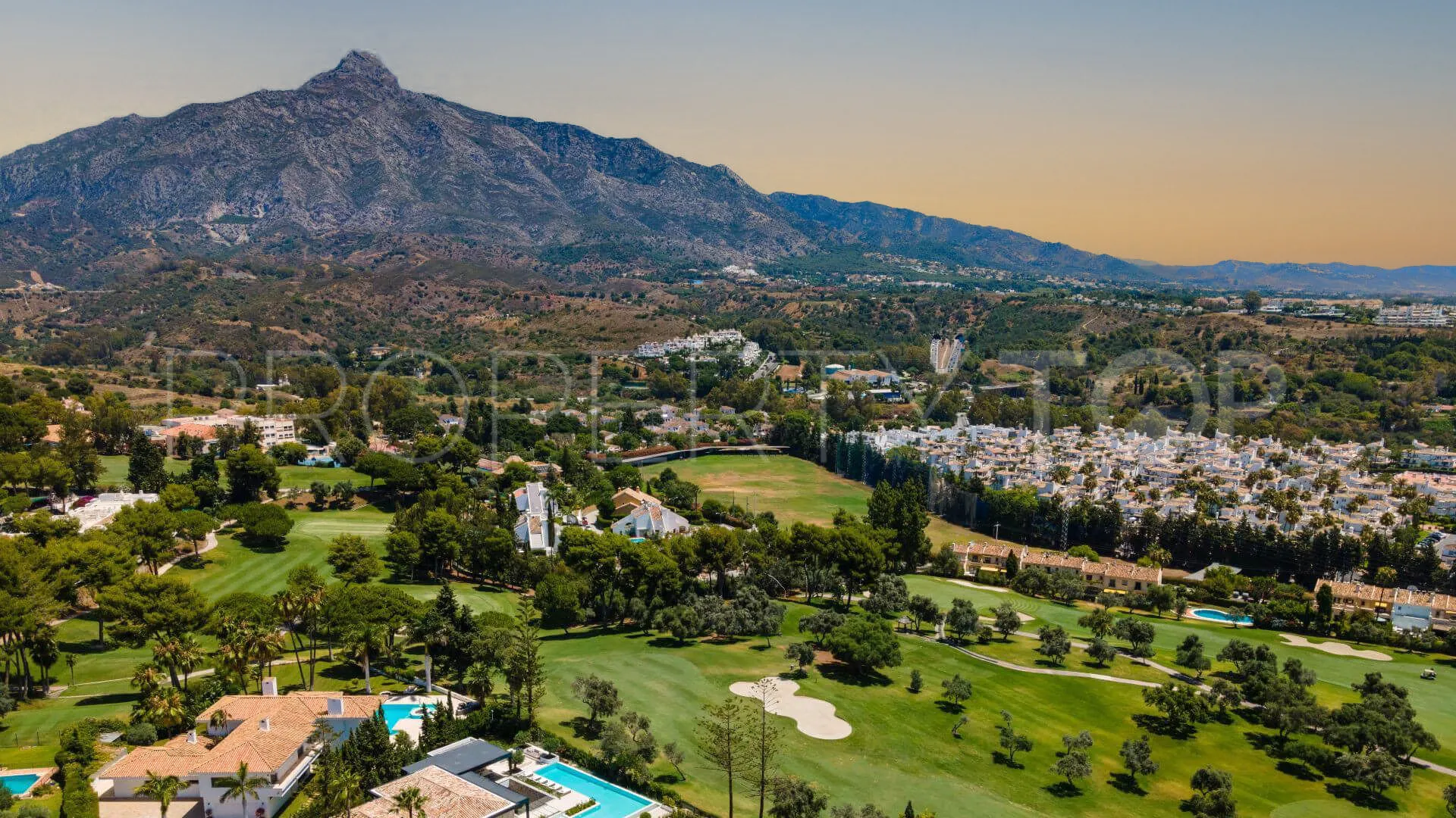 Villa en venta en Marbella - Puerto Banus