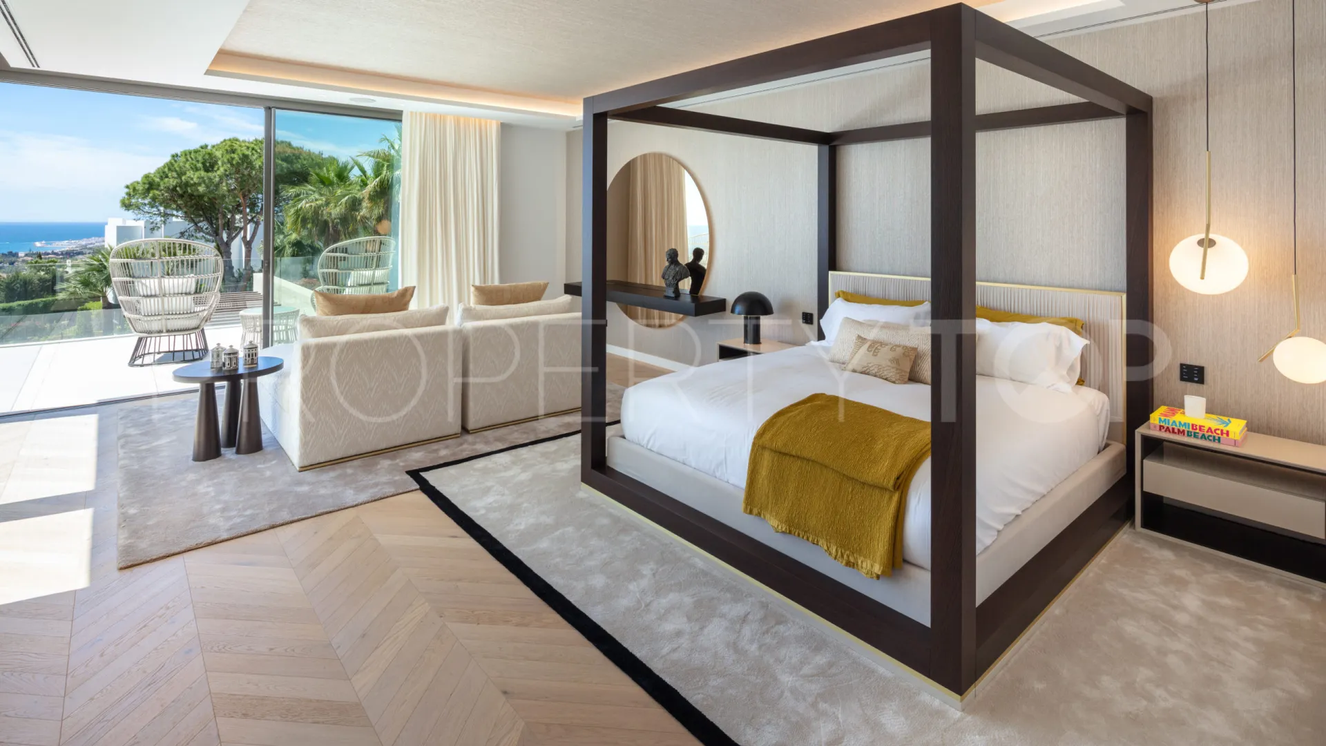 Comprar villa con 7 dormitorios en Sierra Blanca