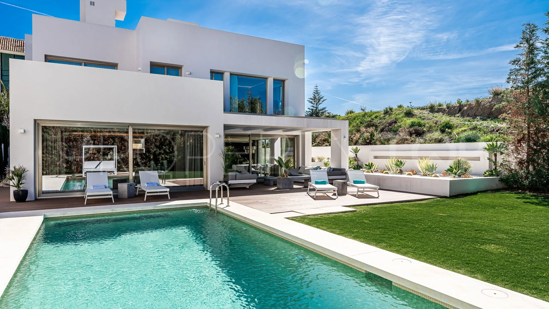 Rio Verde Playa, villa en venta
