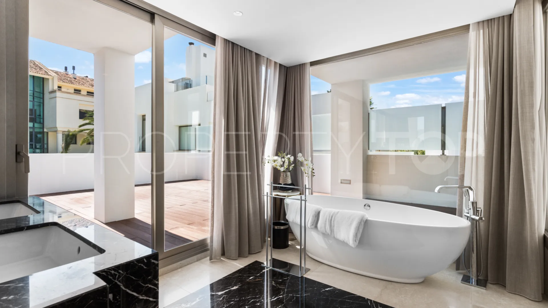 Rio Verde Playa, villa en venta