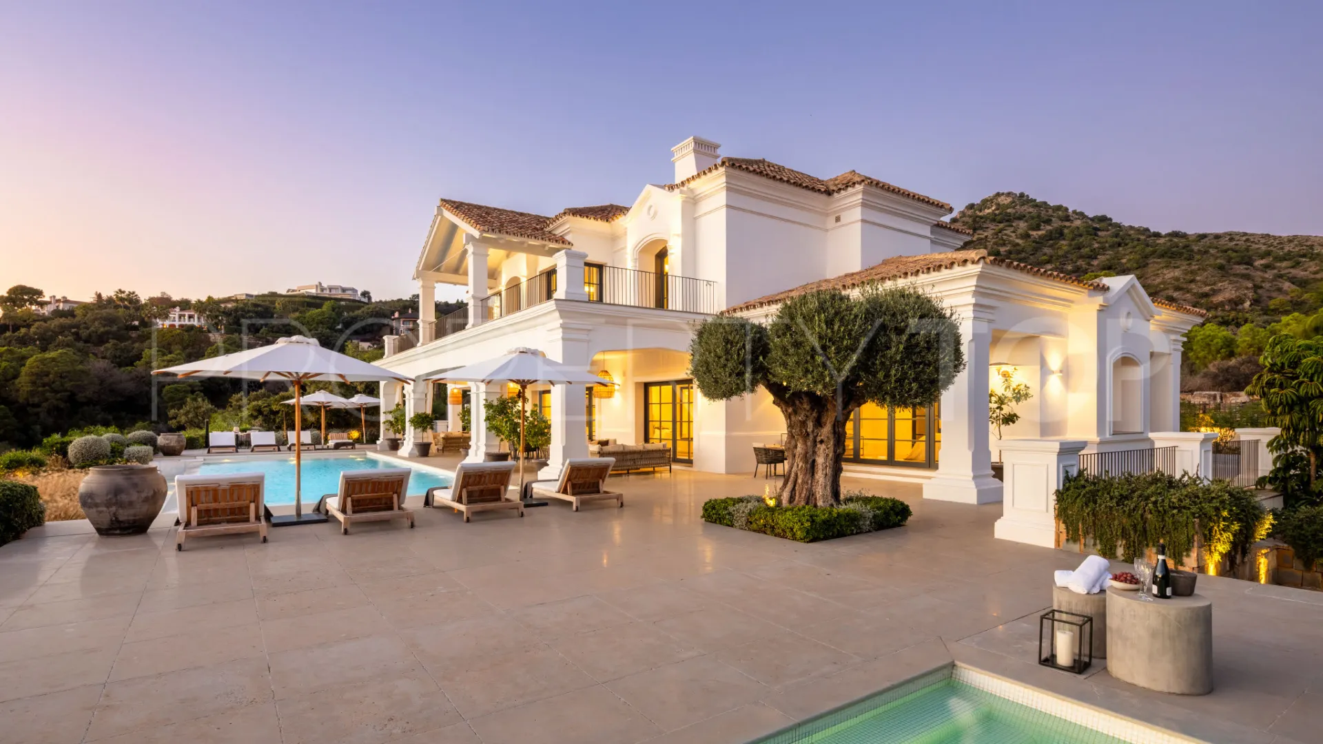 For sale villa with 7 bedrooms in Marbella Club Golf Resort