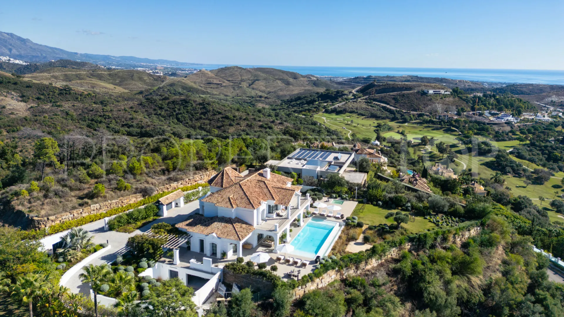 For sale villa with 7 bedrooms in Marbella Club Golf Resort