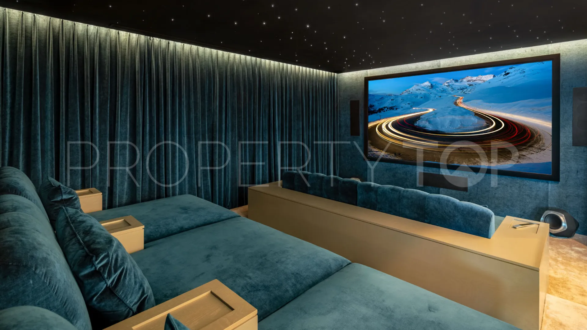 For sale villa with 7 bedrooms in Marbella Club Golf Resort