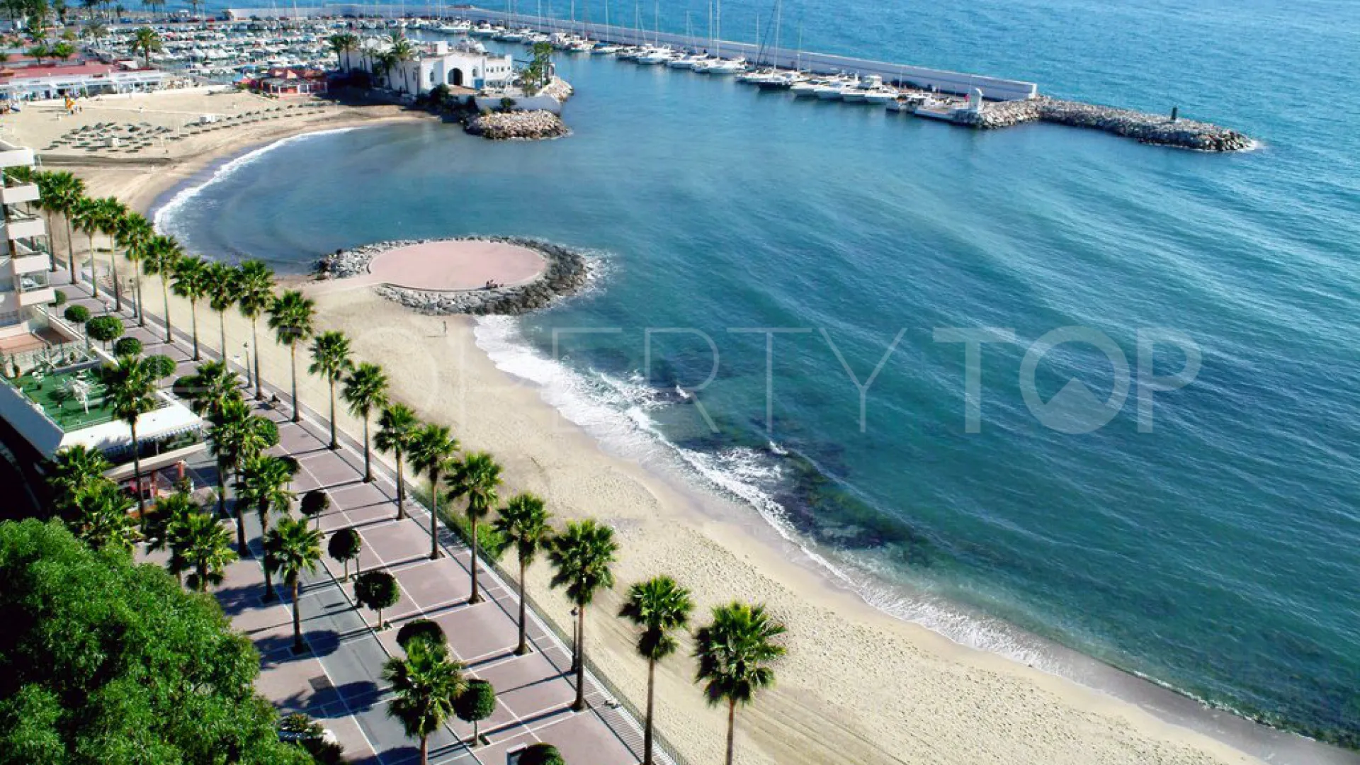 Villa con 5 dormitorios en venta en La Alqueria