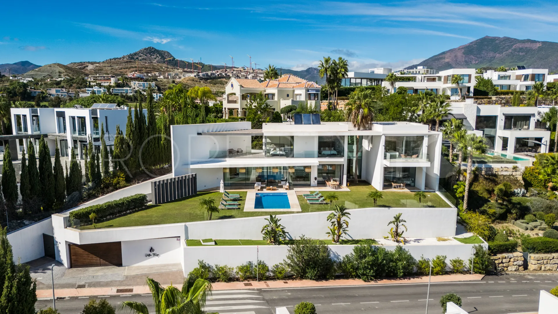 Villa con 5 dormitorios en venta en La Alqueria