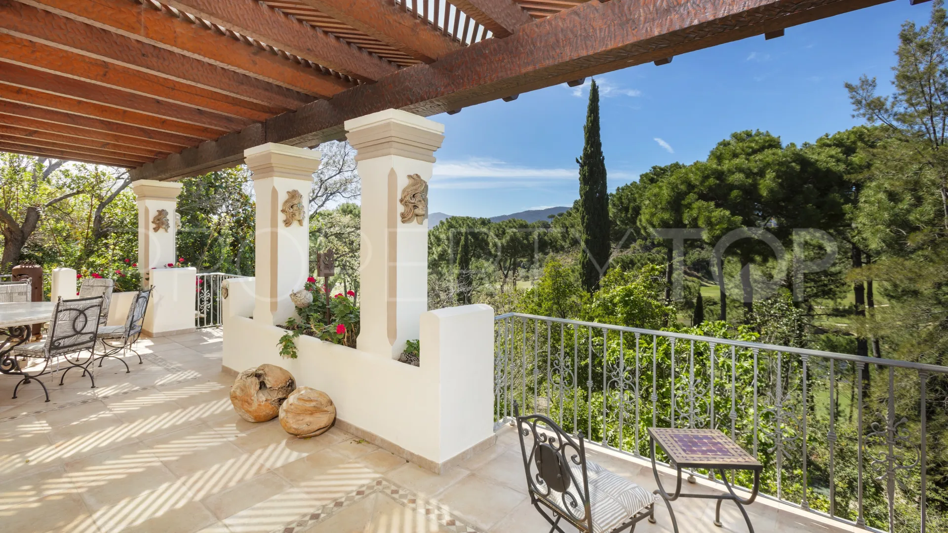 For sale villa in La Zagaleta with 8 bedrooms