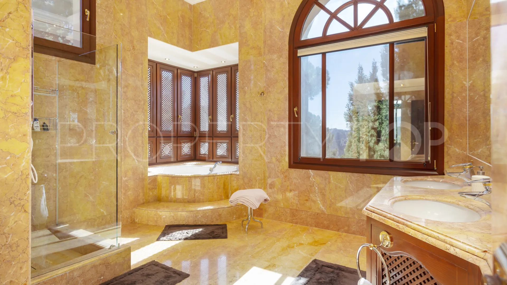 For sale villa in La Zagaleta with 8 bedrooms