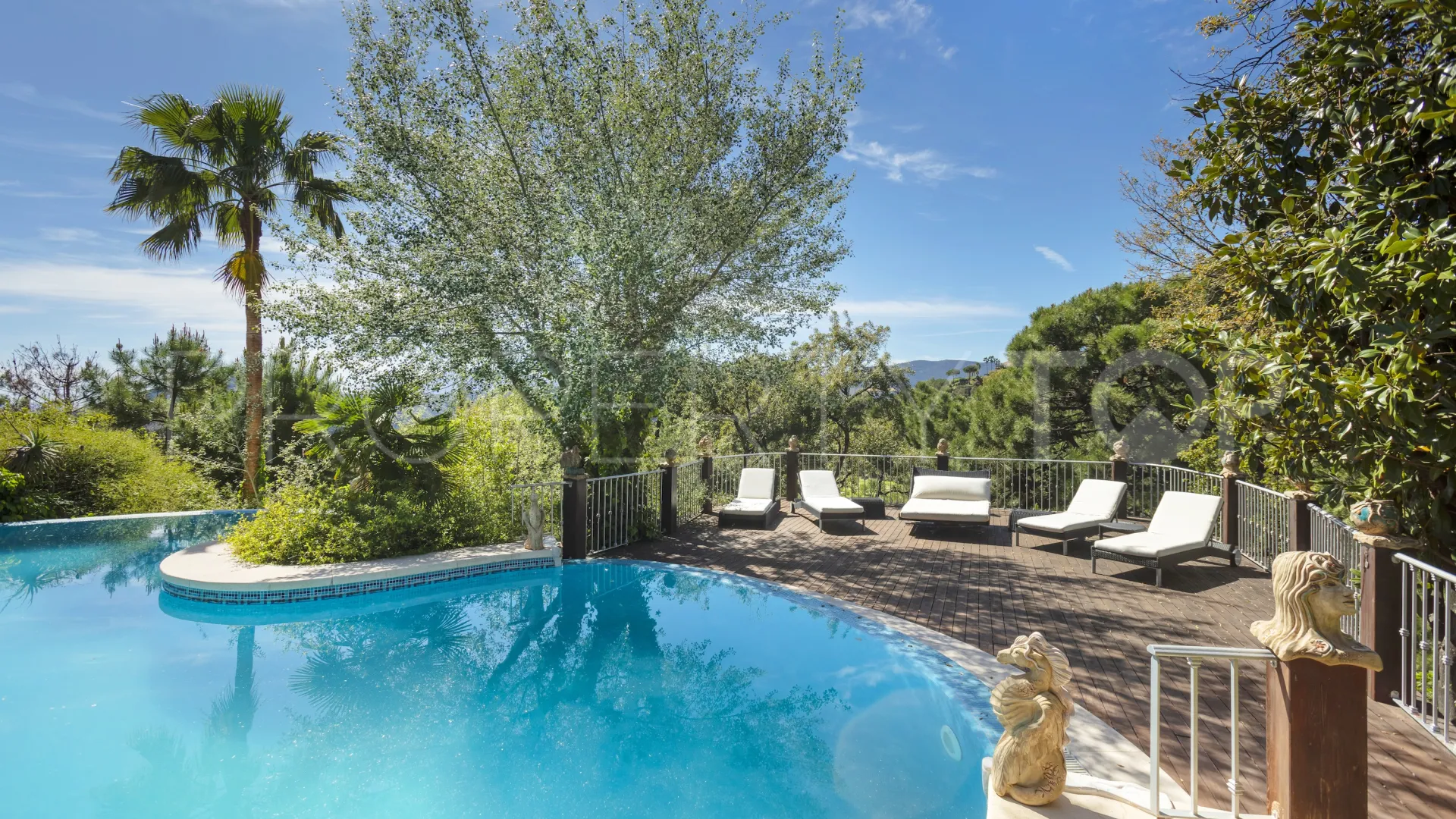 For sale villa in La Zagaleta with 8 bedrooms