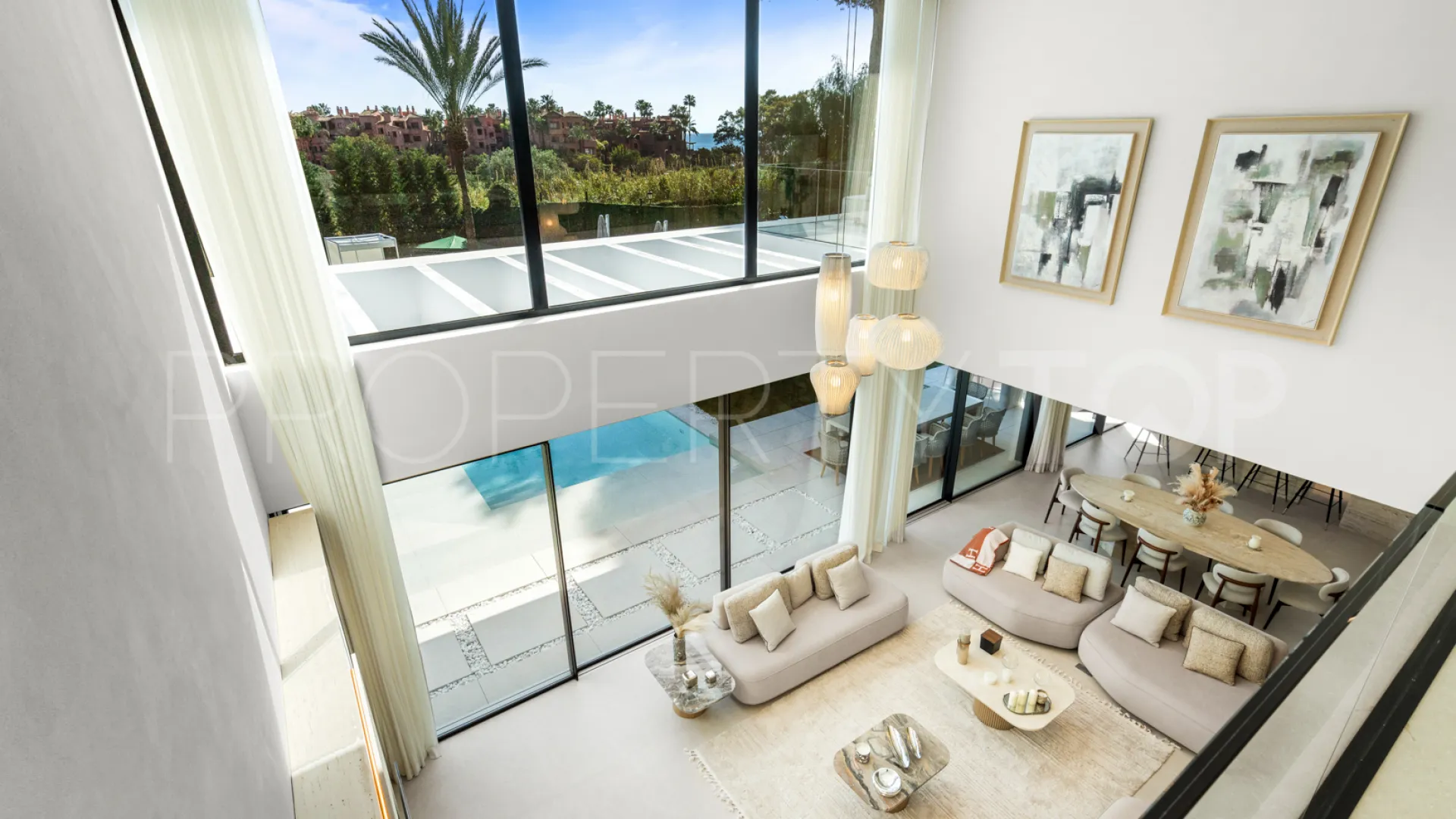 For sale villa in Los Monteros Playa with 6 bedrooms