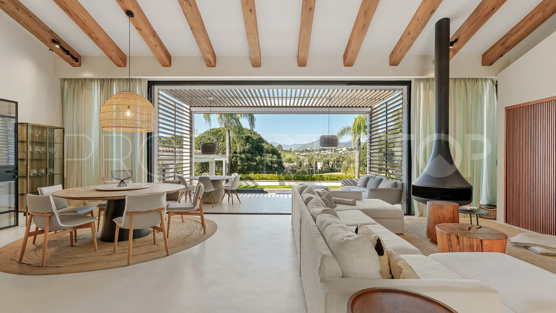 Los Naranjos 5 bedrooms villa for sale