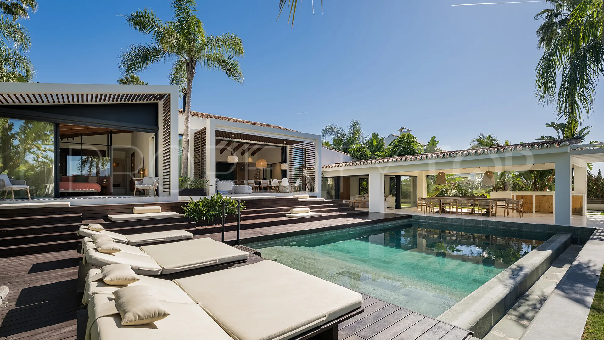 Los Naranjos 5 bedrooms villa for sale
