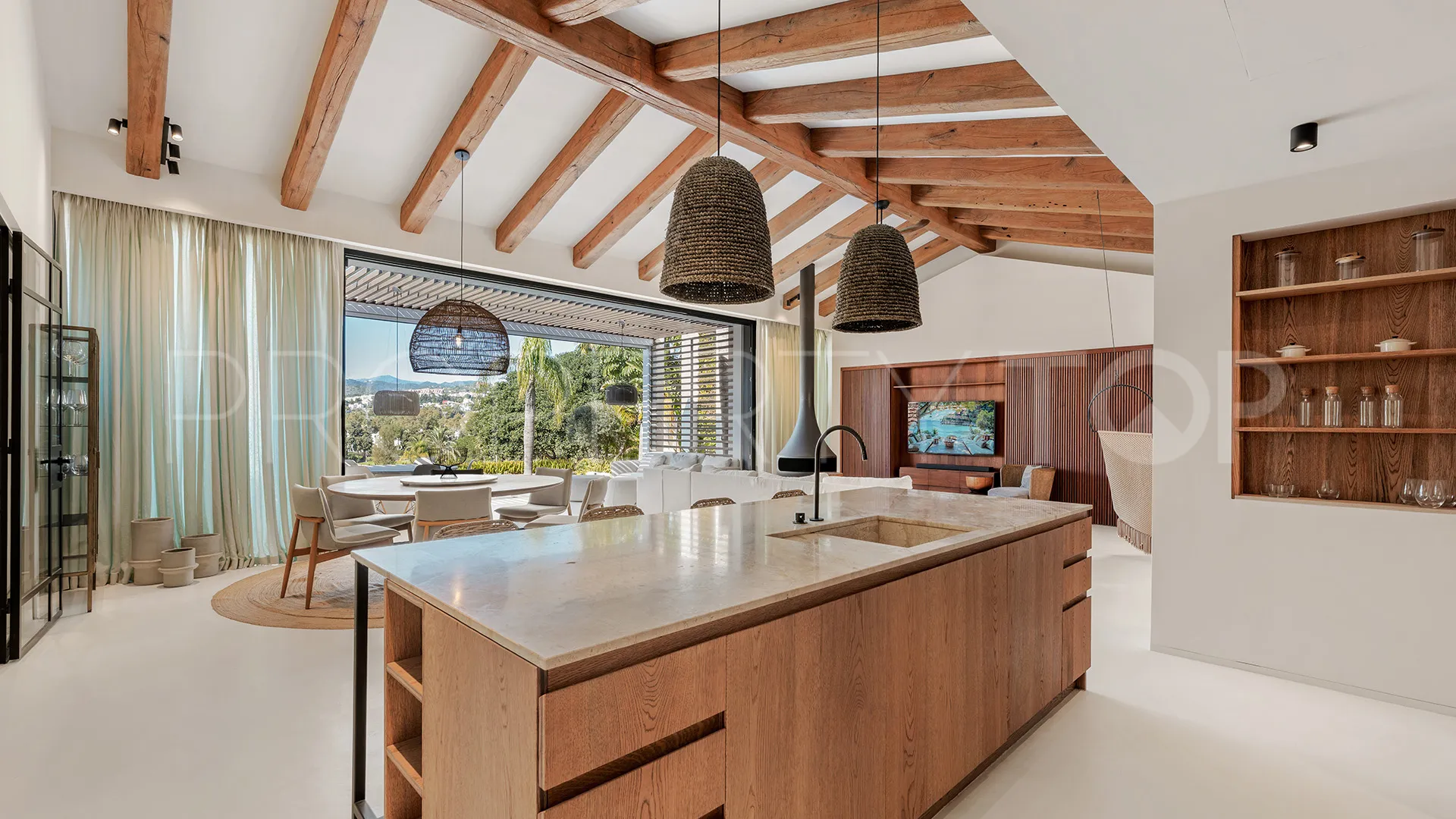 Los Naranjos 5 bedrooms villa for sale