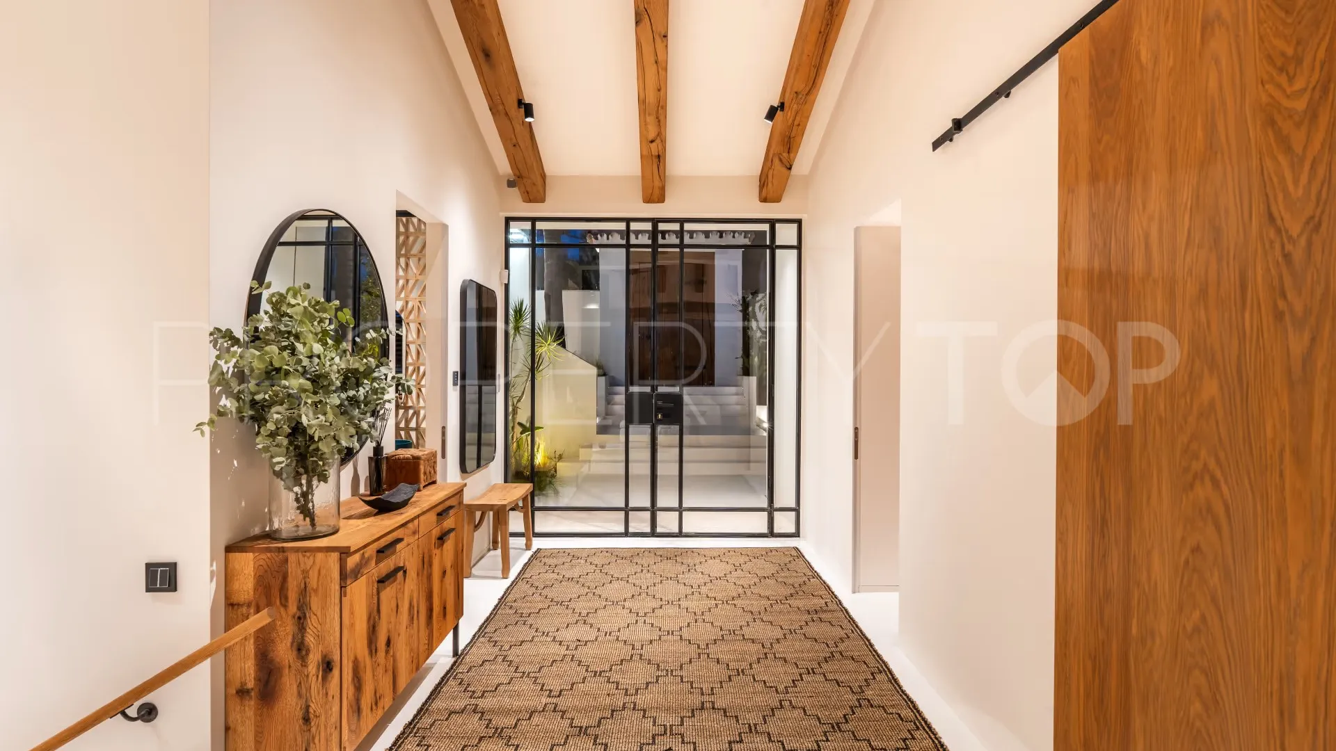 Los Naranjos 5 bedrooms villa for sale