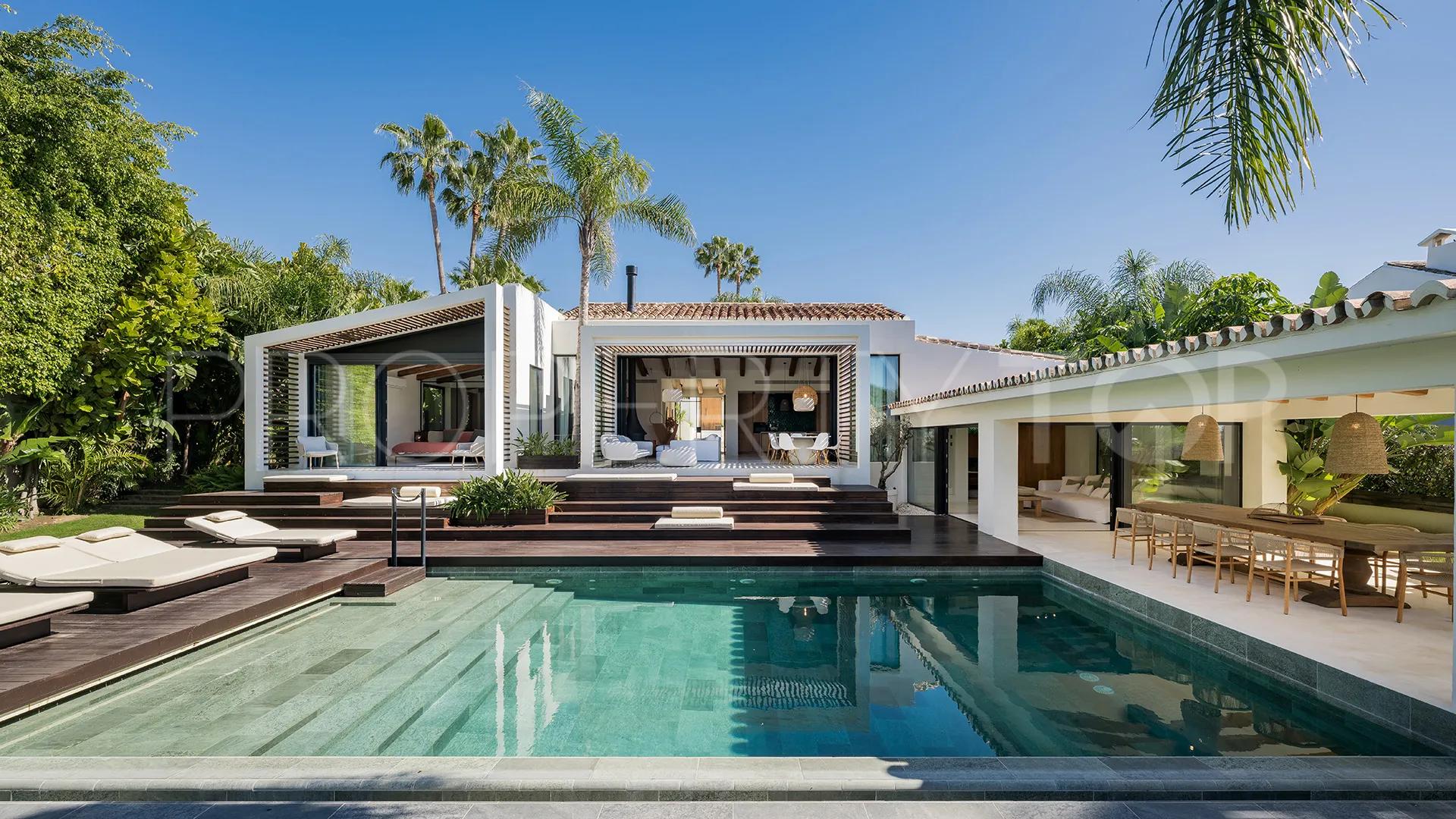 Los Naranjos 5 bedrooms villa for sale