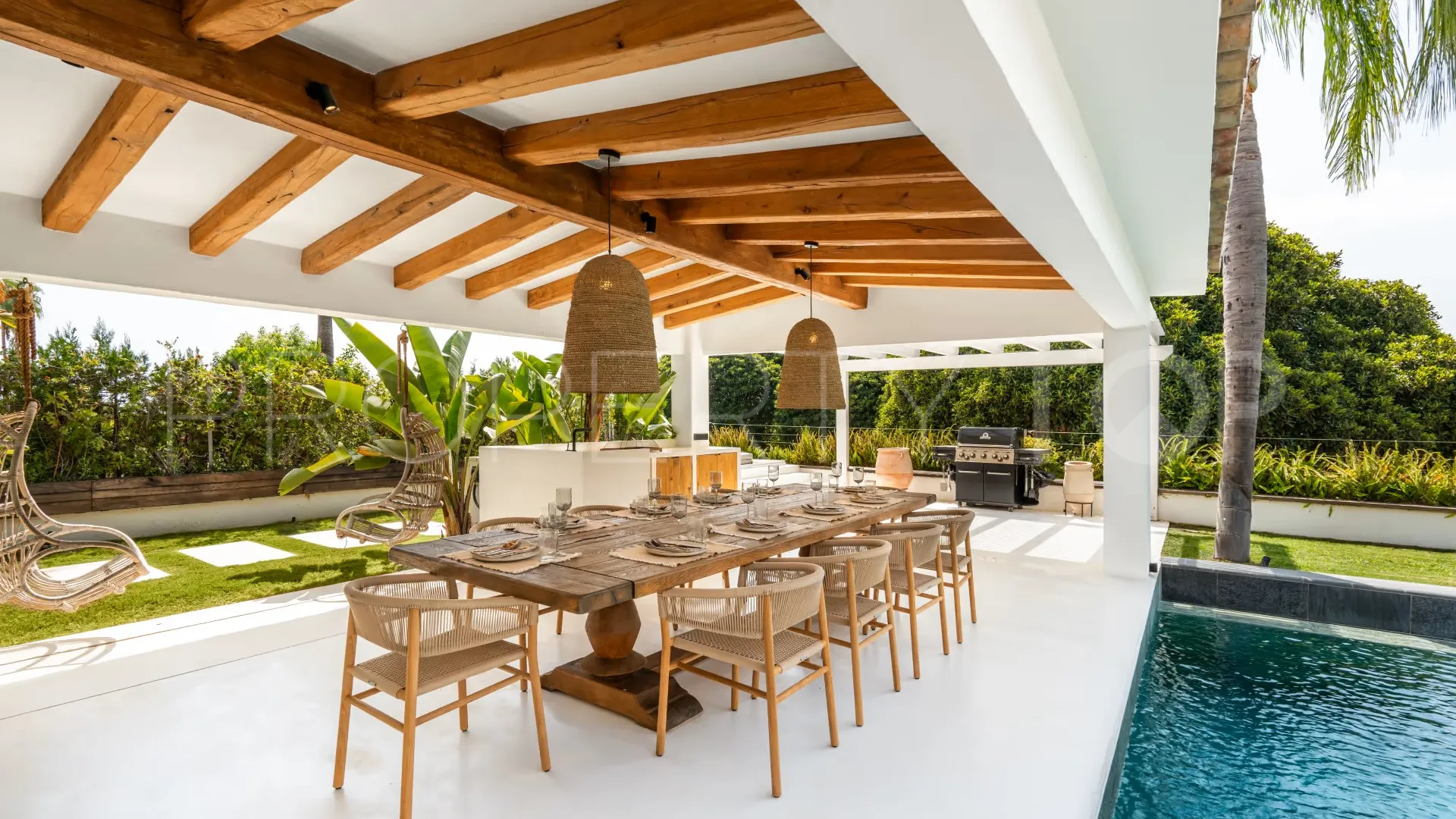Los Naranjos 5 bedrooms villa for sale