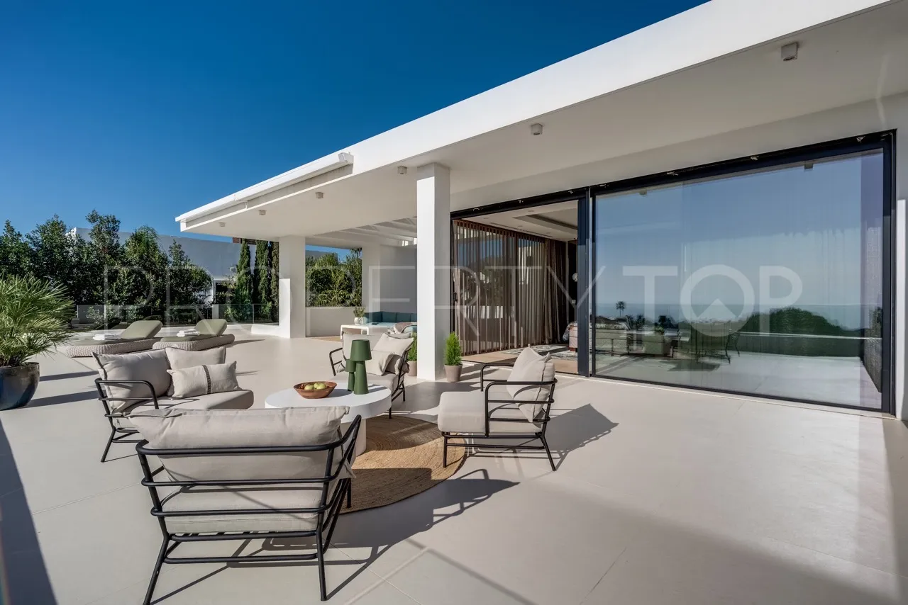 For sale villa with 5 bedrooms in Las Lomas del Marbella Club