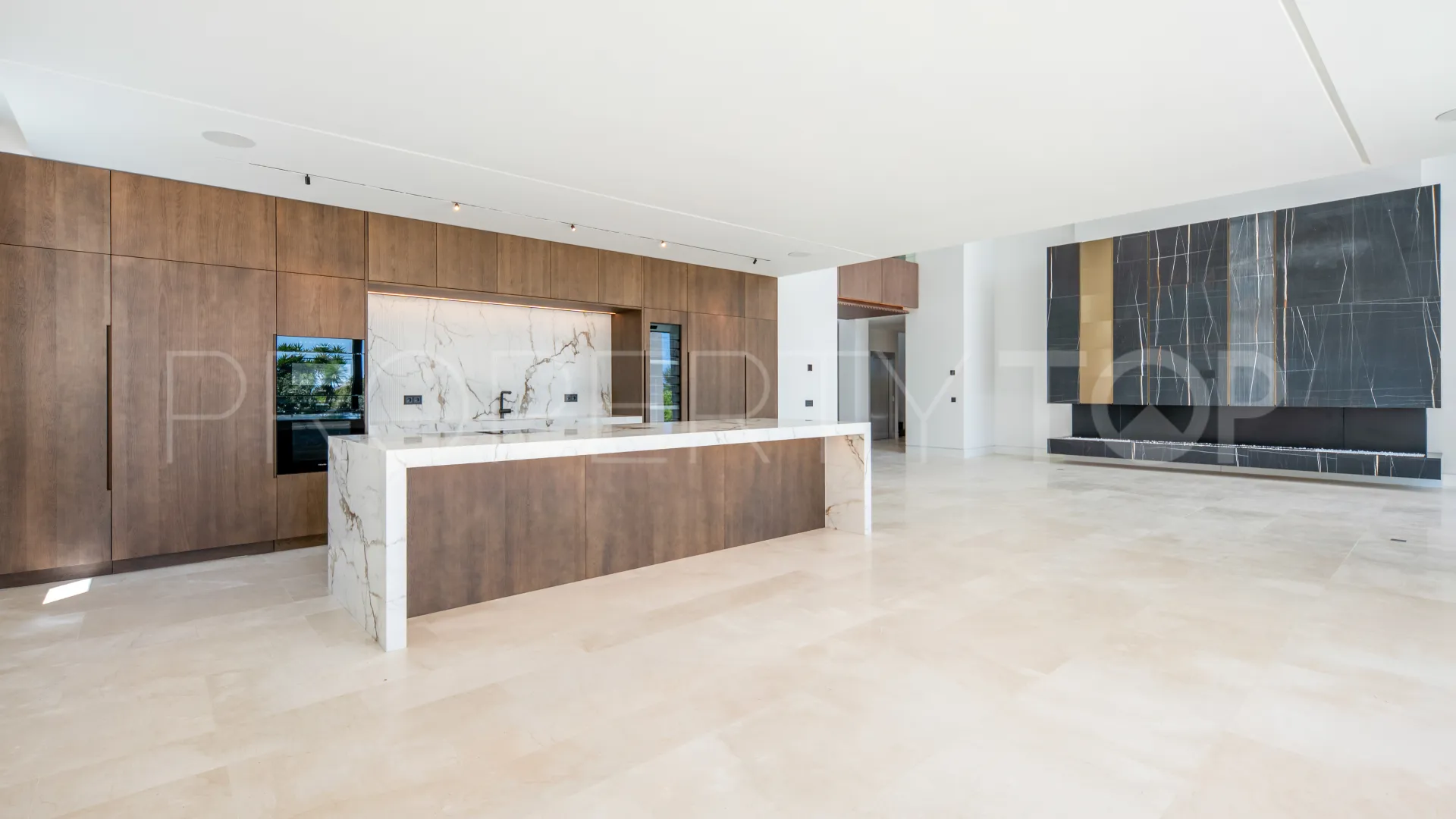 Villa en venta de 6 dormitorios en Rocio de Nagüeles