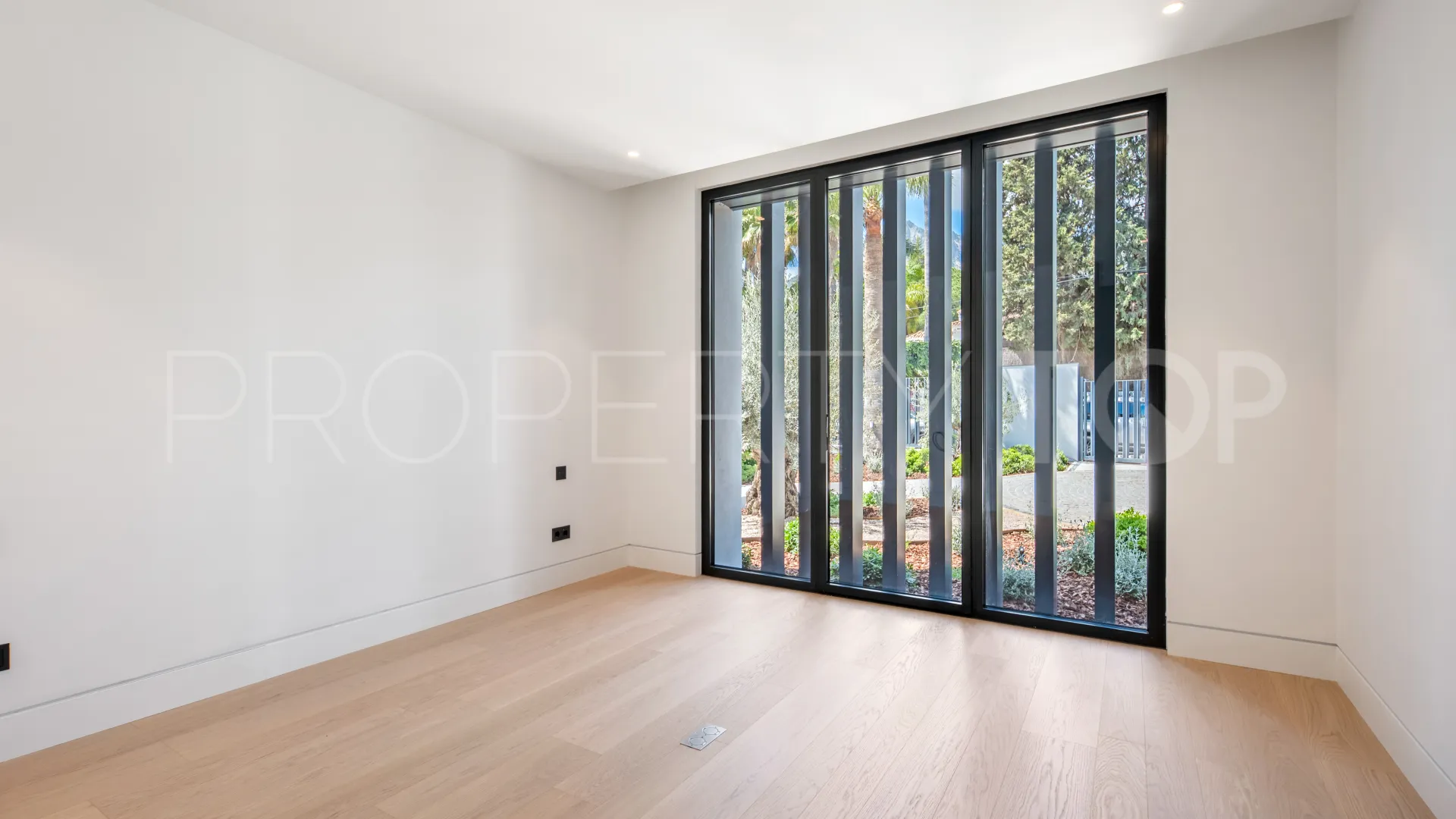 Villa en venta de 6 dormitorios en Rocio de Nagüeles