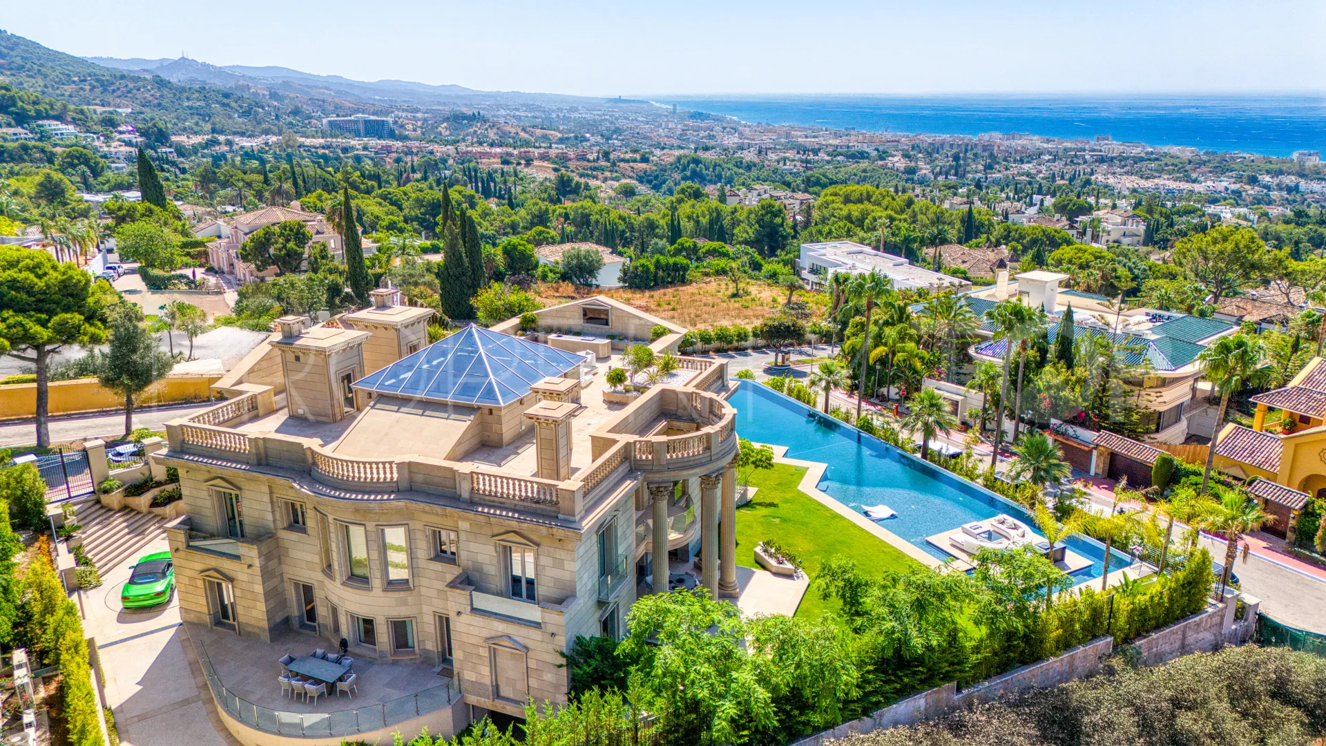 Sierra Blanca 7 bedrooms villa for sale