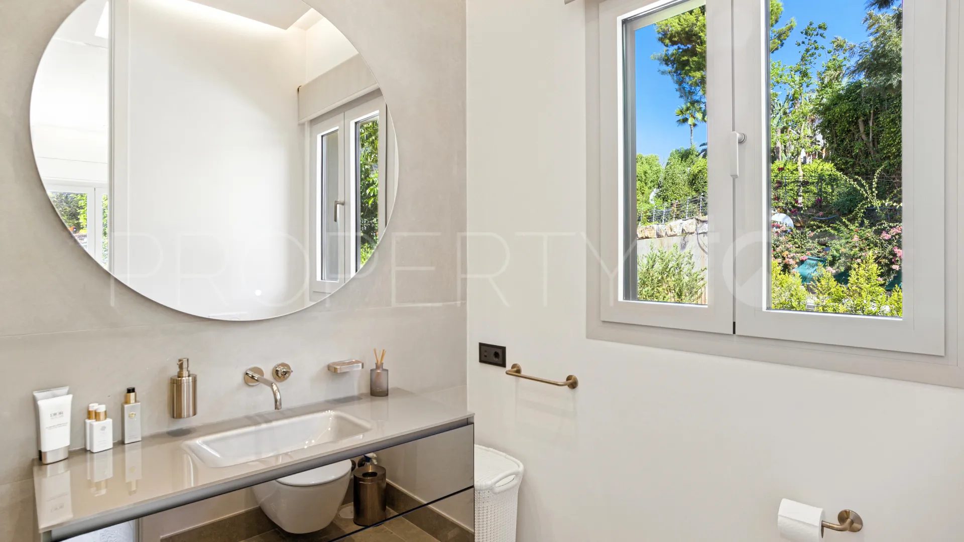 Sierra Blanca 7 bedrooms villa for sale