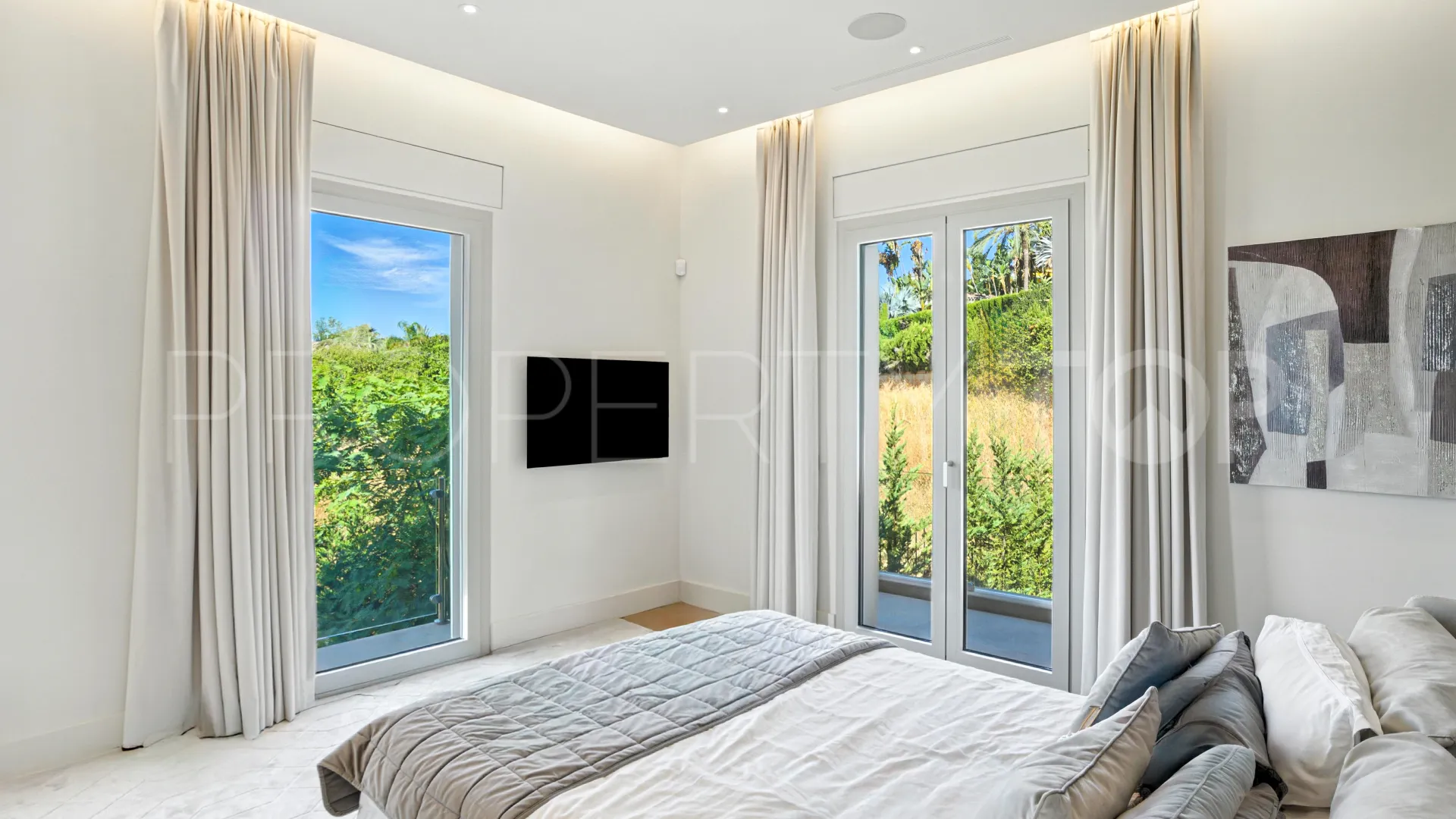 Sierra Blanca 7 bedrooms villa for sale