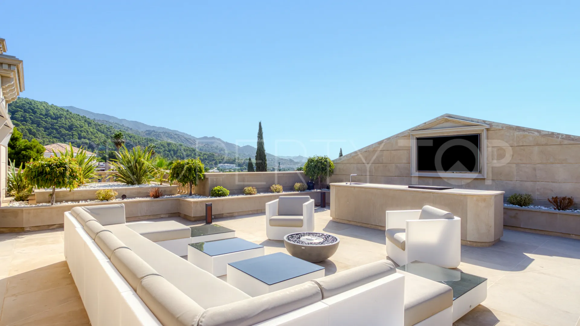 Sierra Blanca 7 bedrooms villa for sale