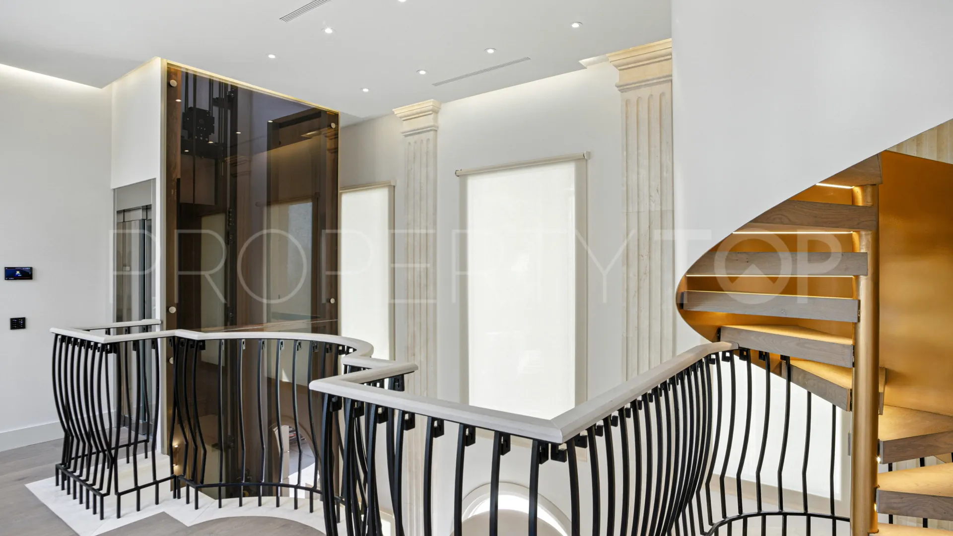 Sierra Blanca 7 bedrooms villa for sale