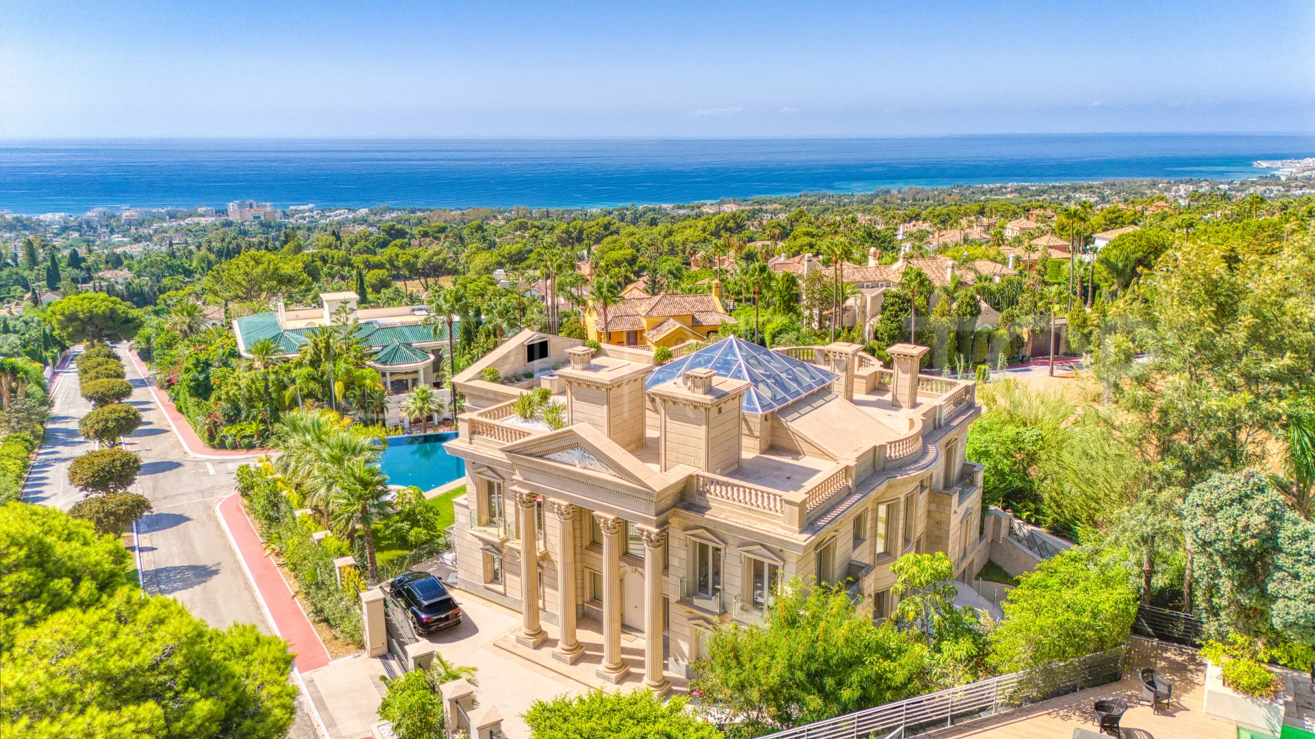Sierra Blanca 7 bedrooms villa for sale