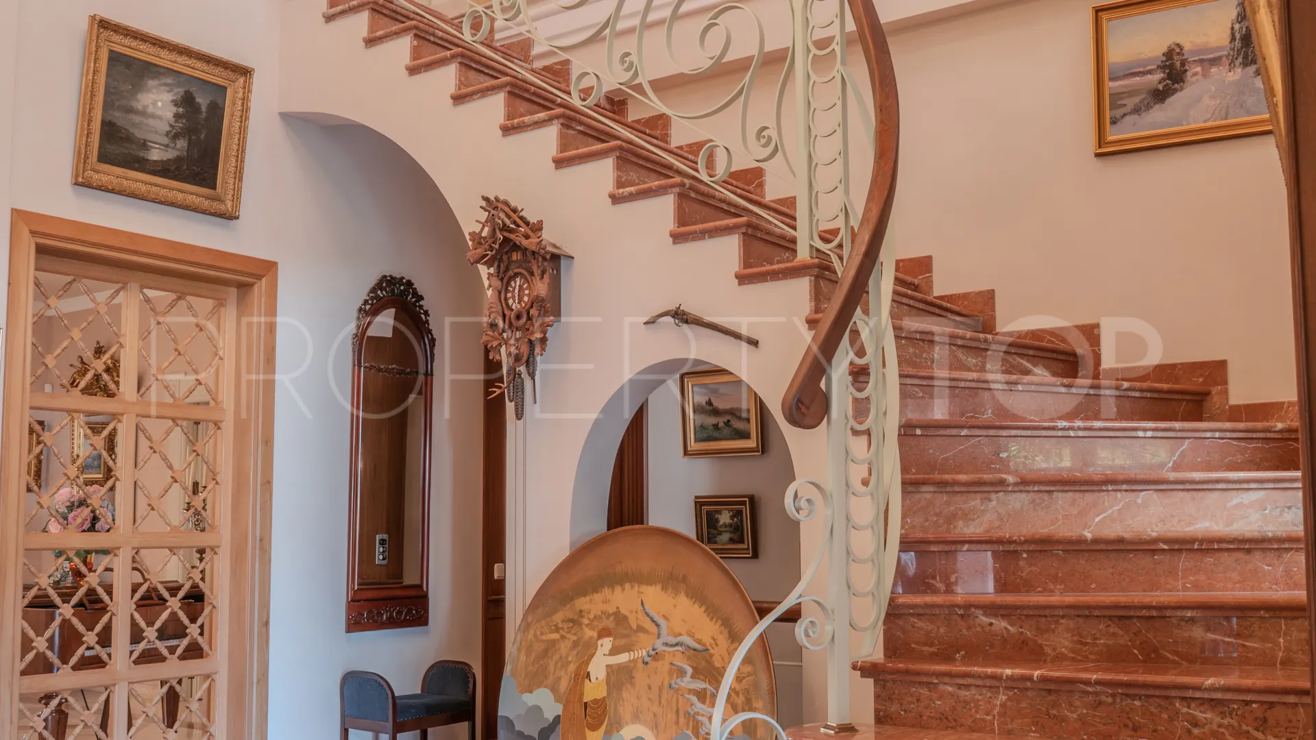 Nueva Andalucia, villa en venta de 6 dormitorios