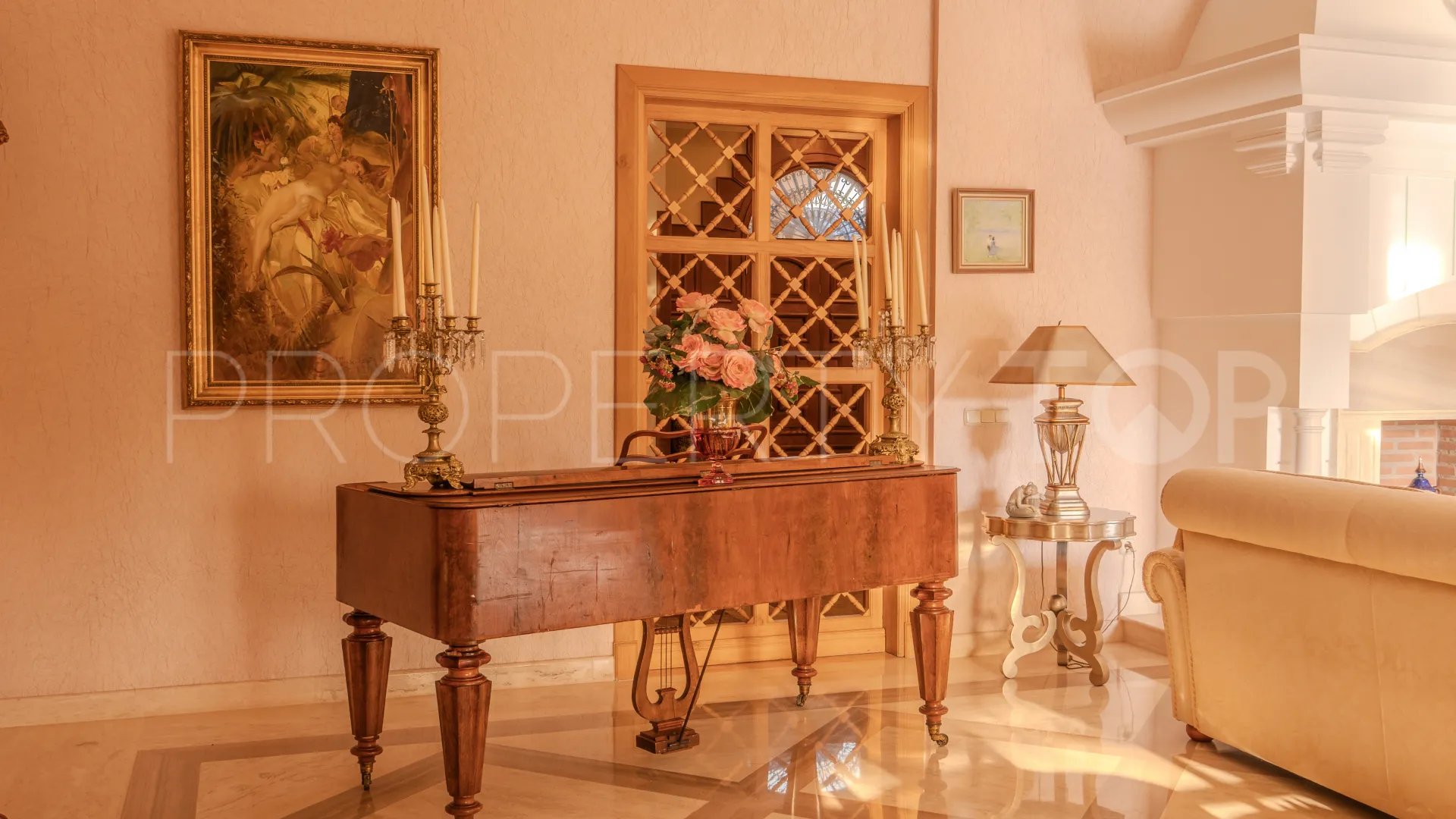 Nueva Andalucia, villa en venta de 6 dormitorios