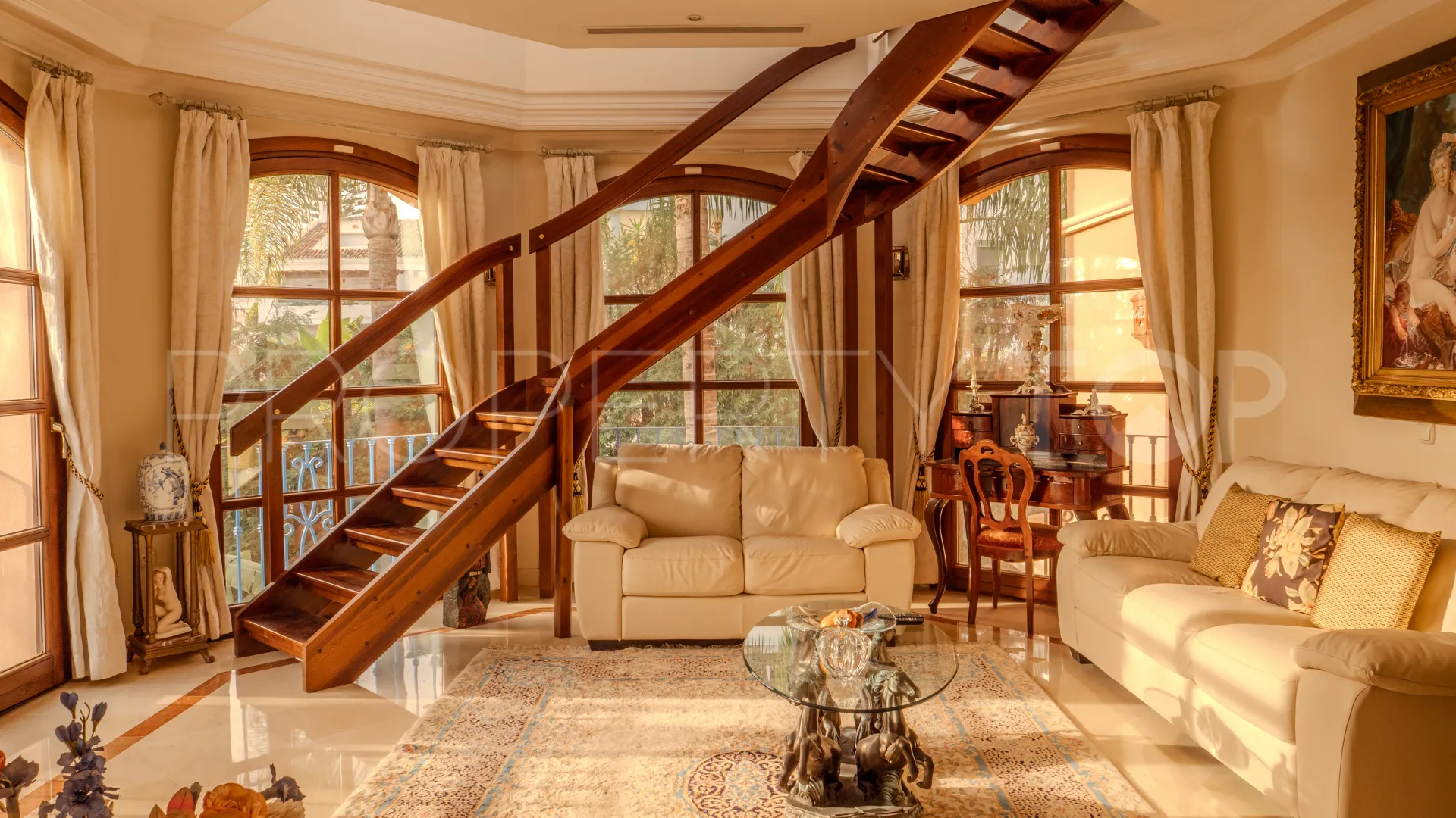 Nueva Andalucia, villa en venta de 6 dormitorios