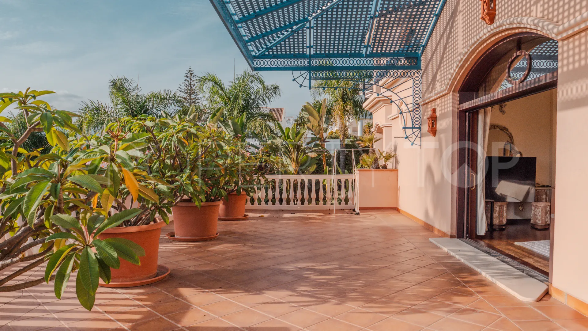 Nueva Andalucia, villa en venta de 6 dormitorios