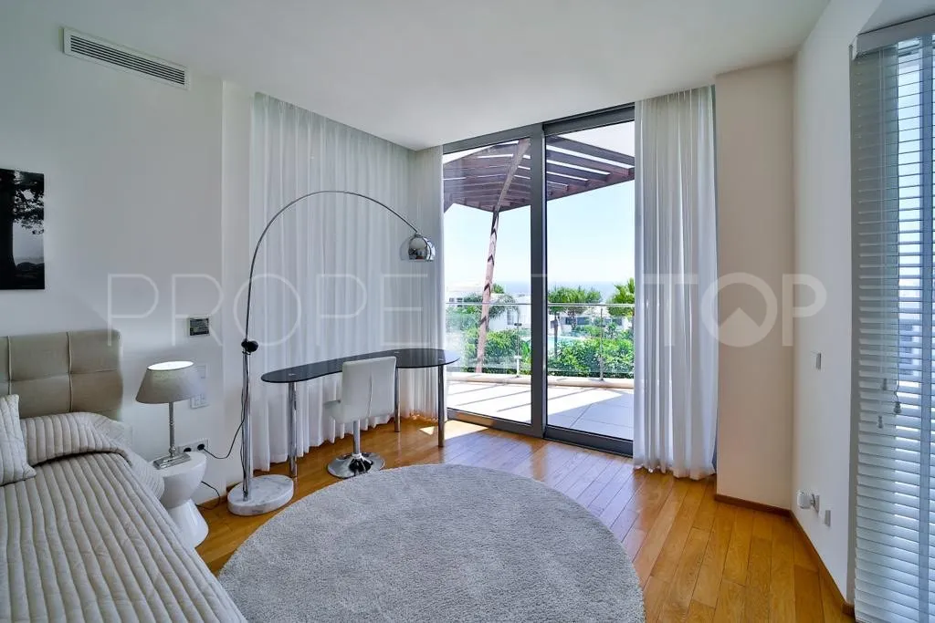 5 bedrooms town house for sale in Sierra Blanca