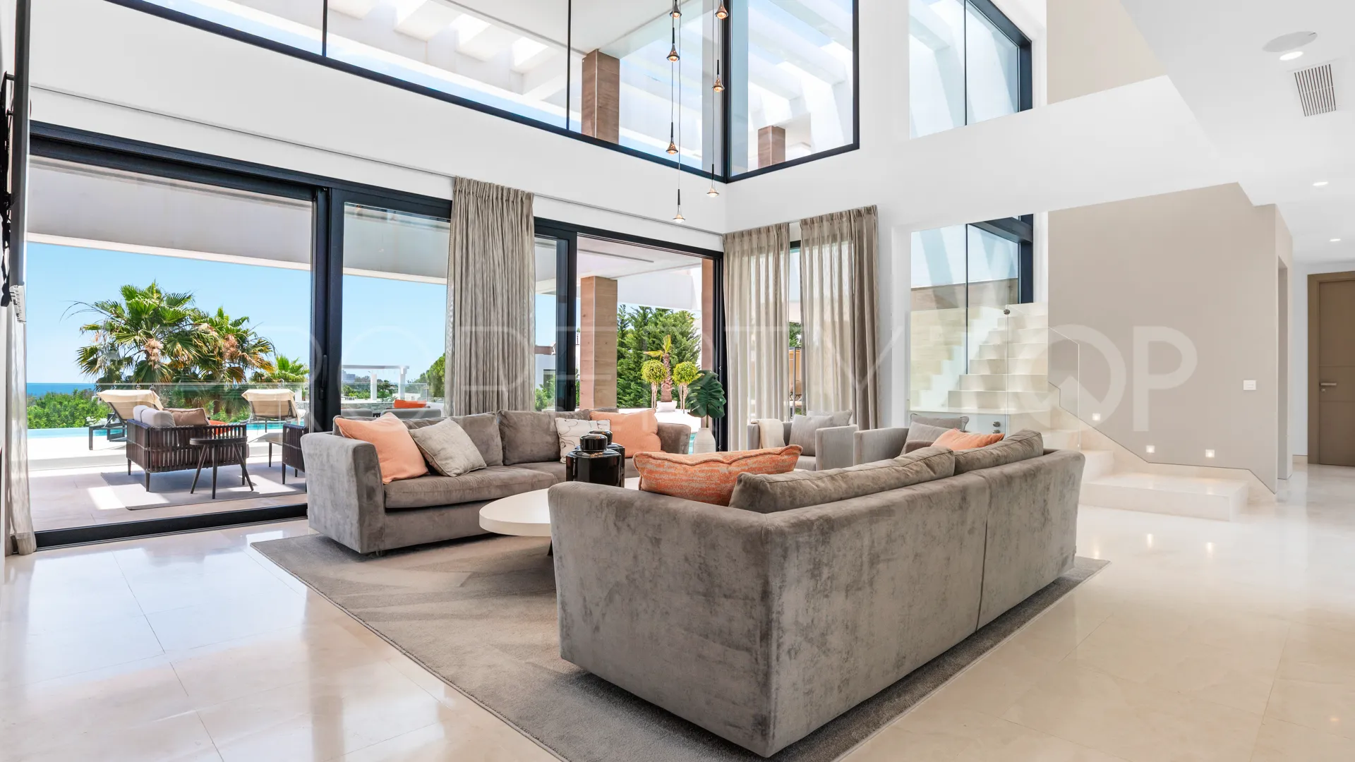 Villa de 5 dormitorios en venta en La Alqueria