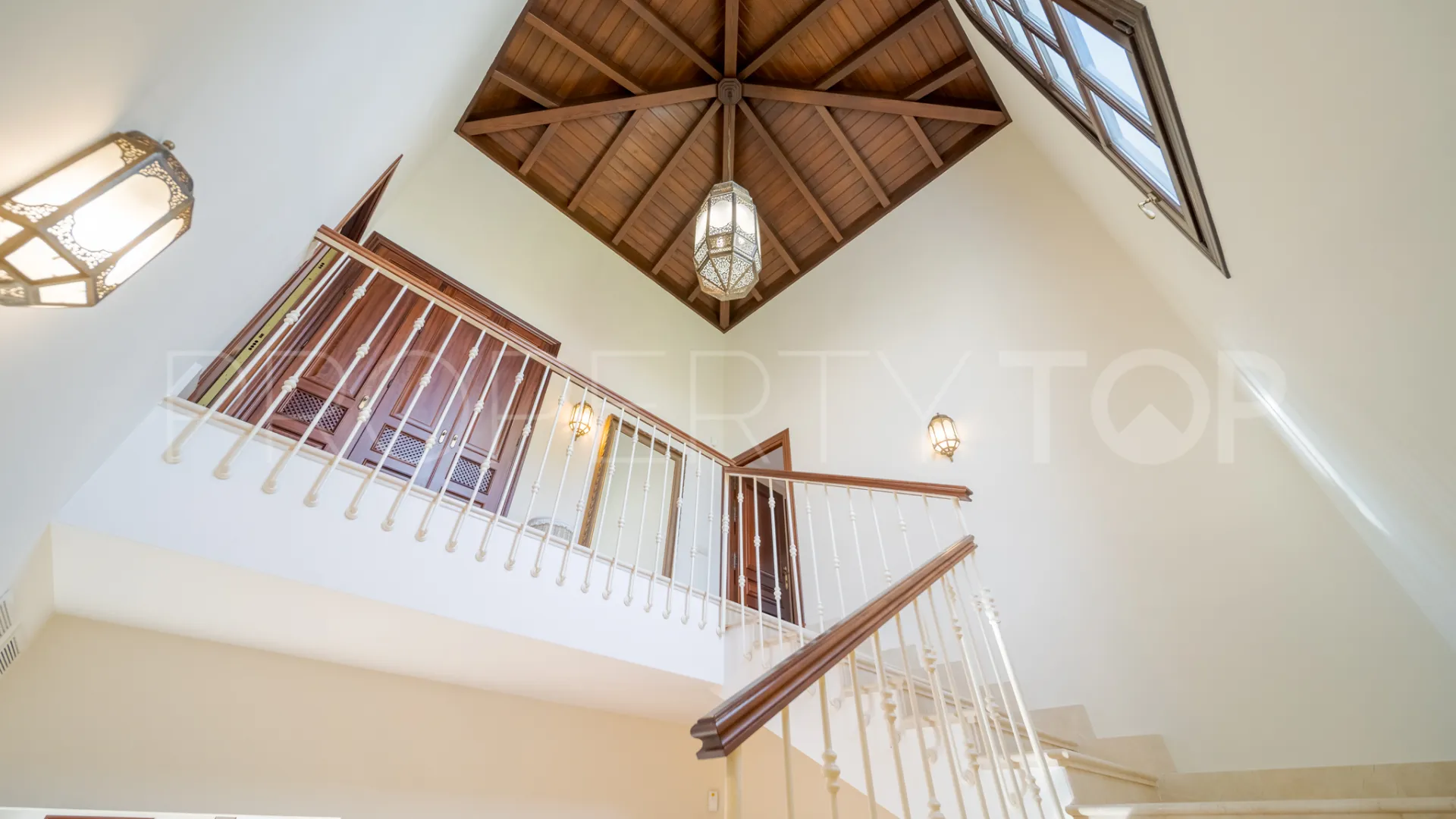 Villa en venta de 5 dormitorios en Marbella Club Golf Resort