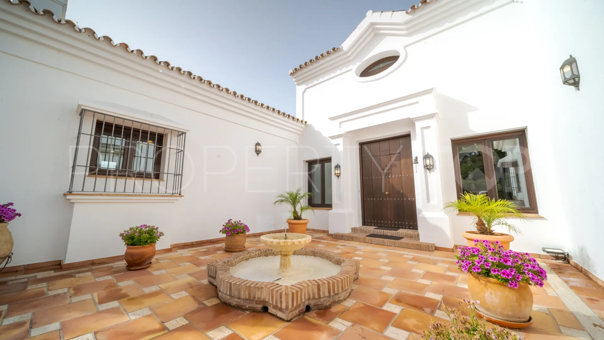 Villa en venta de 5 dormitorios en Marbella Club Golf Resort