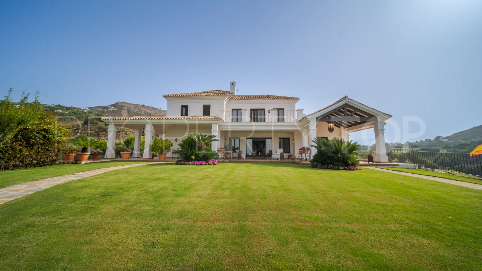 Villa en venta de 5 dormitorios en Marbella Club Golf Resort