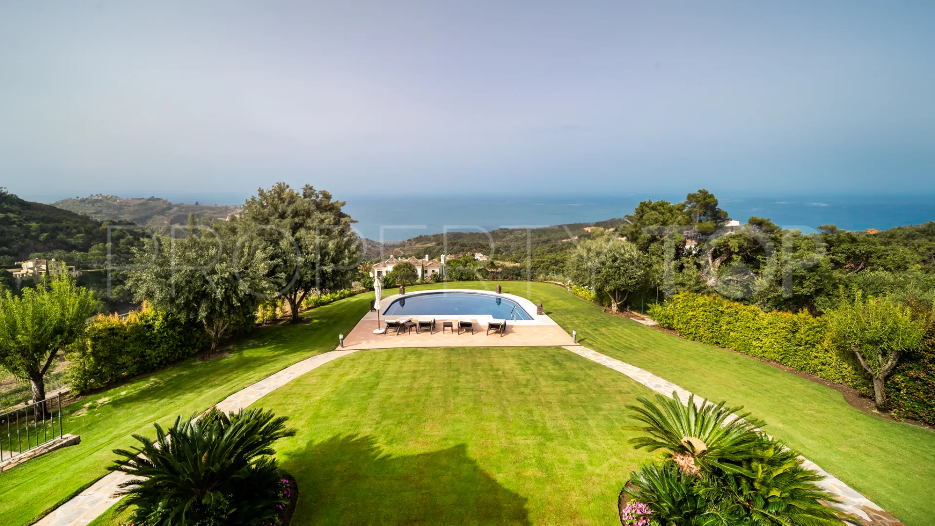 Villa en venta de 5 dormitorios en Marbella Club Golf Resort