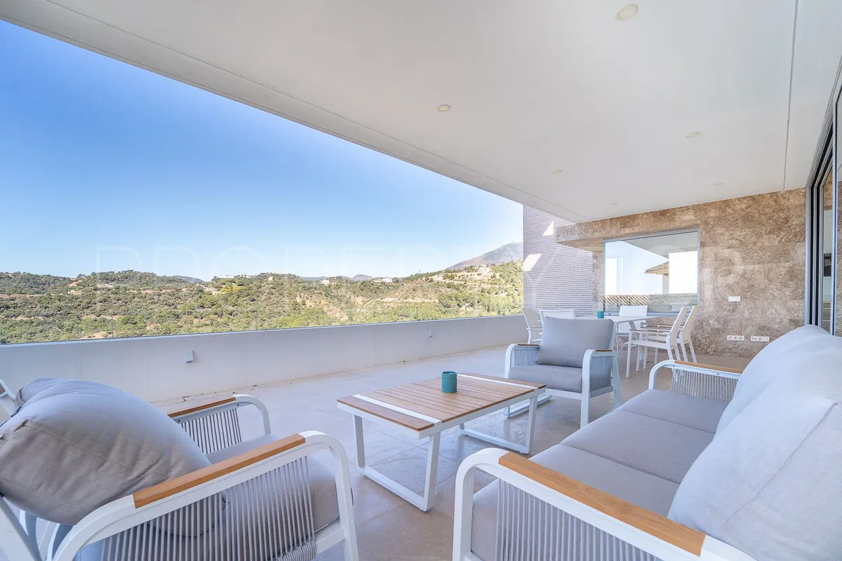Se vende villa de 6 dormitorios en Los Arqueros