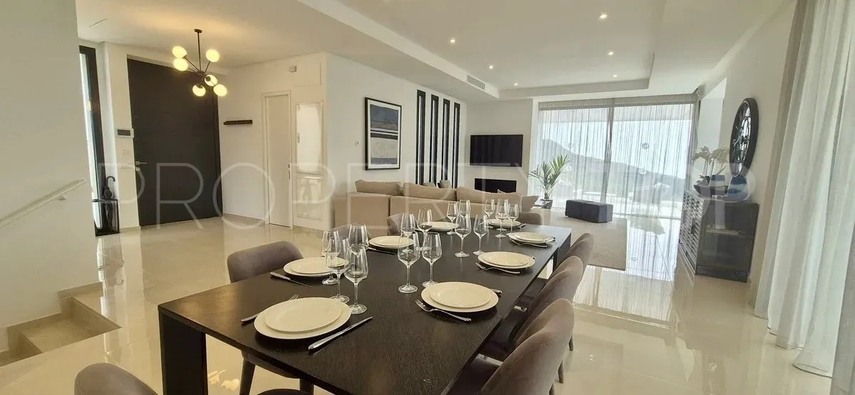Villa en venta con 5 dormitorios en Monte Mayor