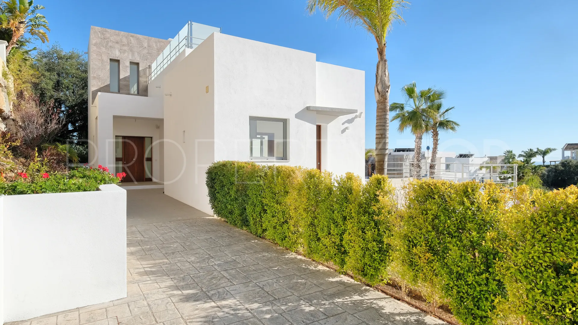 Puerto del Capitan villa for sale