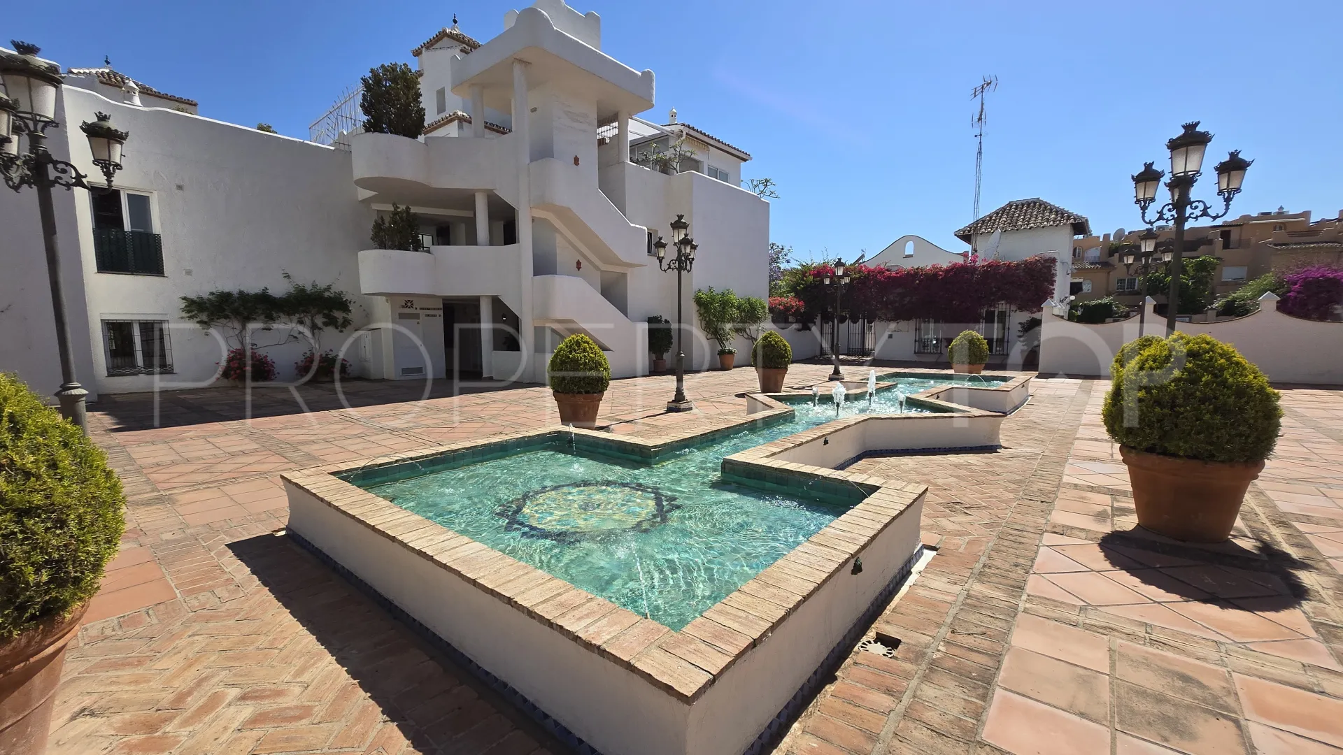 Apartment for sale in Jardines de Sierra Blanca with 1 bedroom