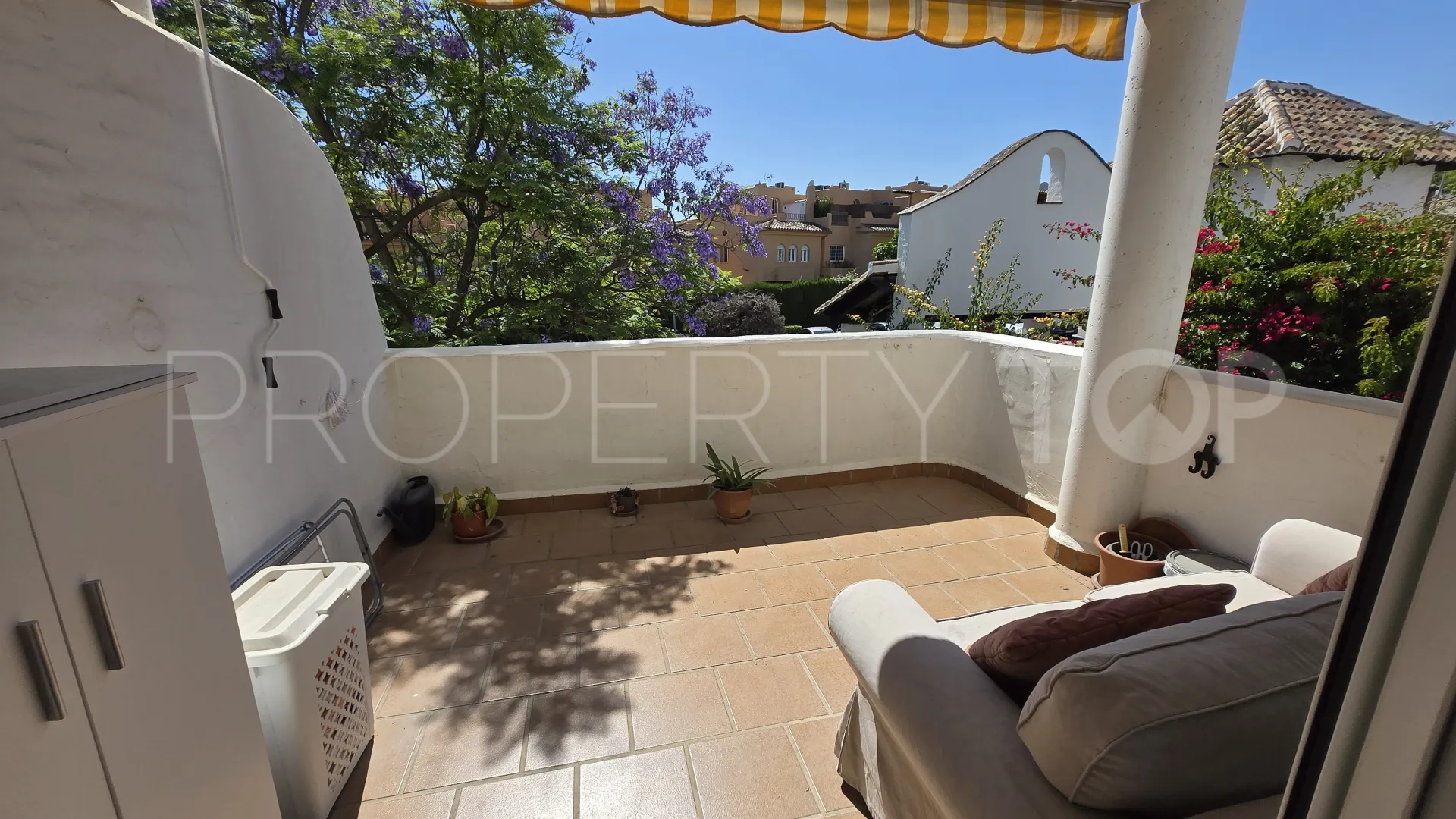 Apartment for sale in Jardines de Sierra Blanca with 1 bedroom