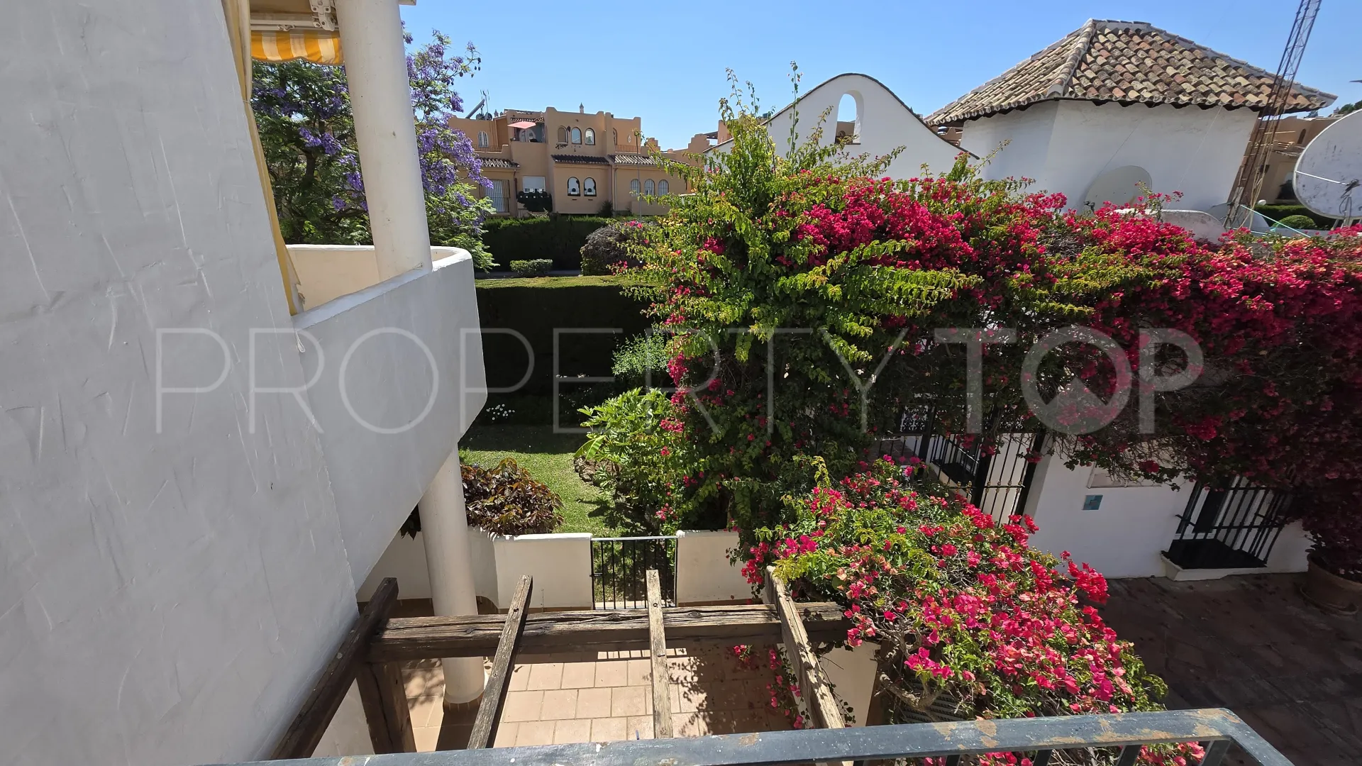 Apartment for sale in Jardines de Sierra Blanca with 1 bedroom