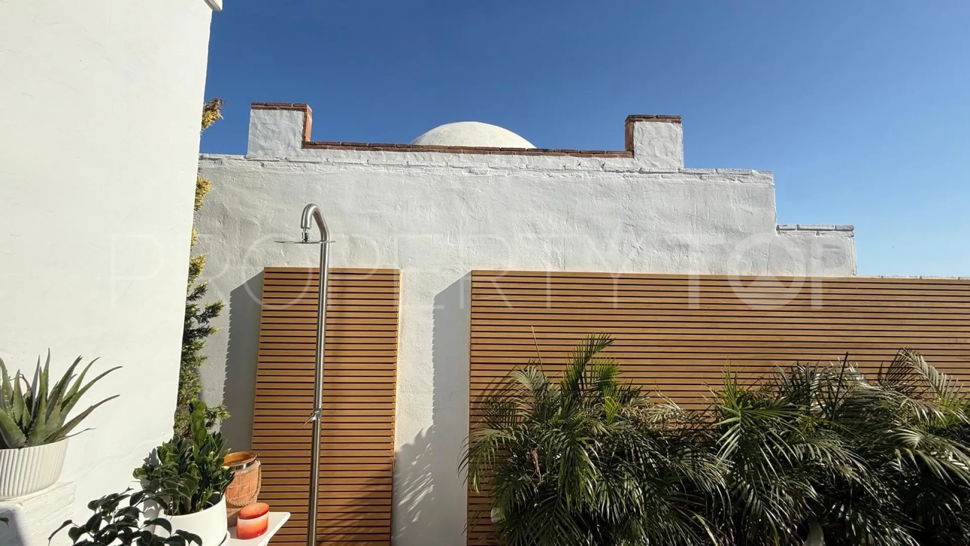 Se vende Ático de 2 dormitorios en Las Cañas Beach