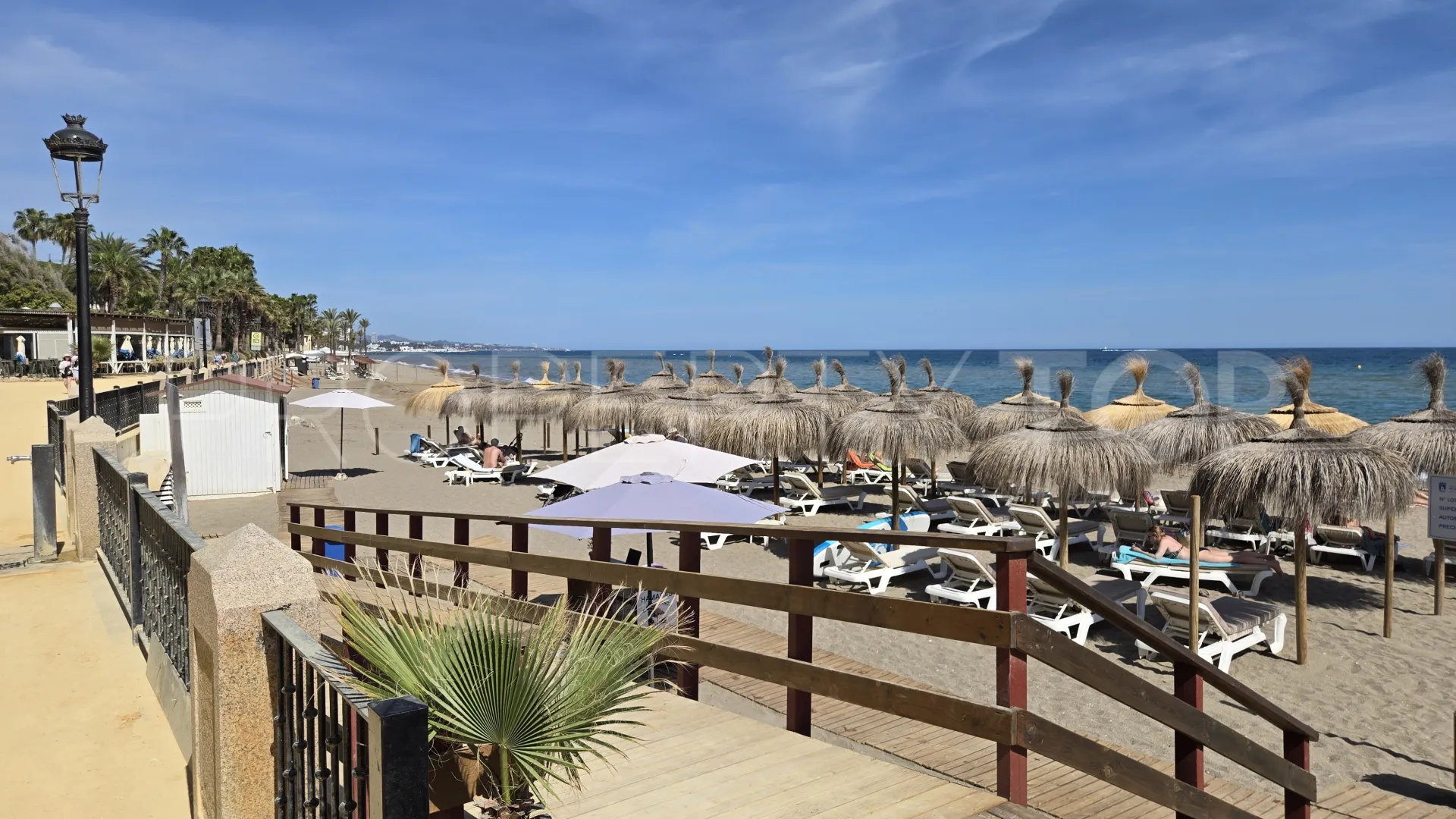 Se vende Ático de 2 dormitorios en Las Cañas Beach
