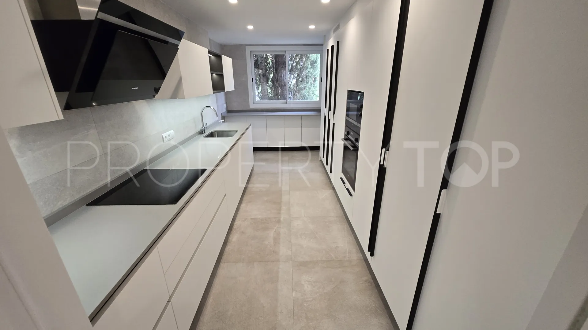 For sale Marina Puente Romano duplex penthouse with 4 bedrooms