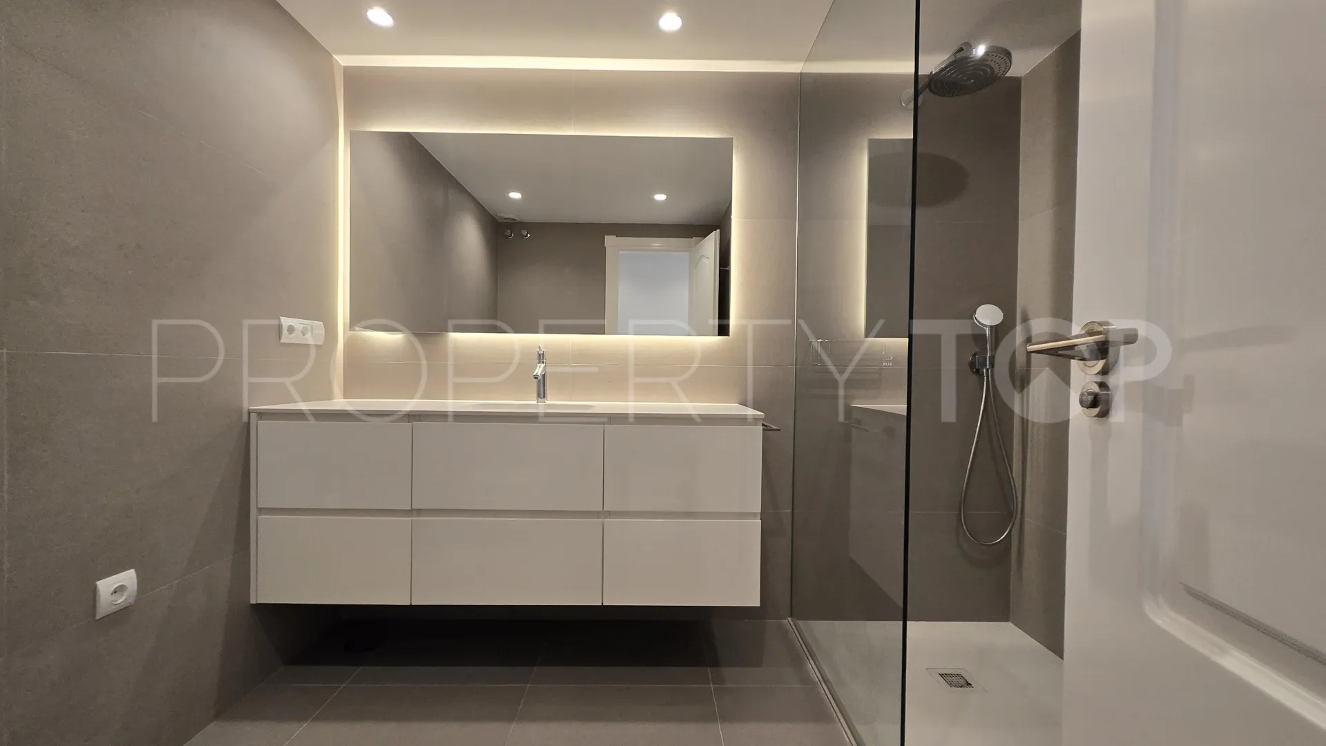 For sale Marina Puente Romano duplex penthouse with 4 bedrooms
