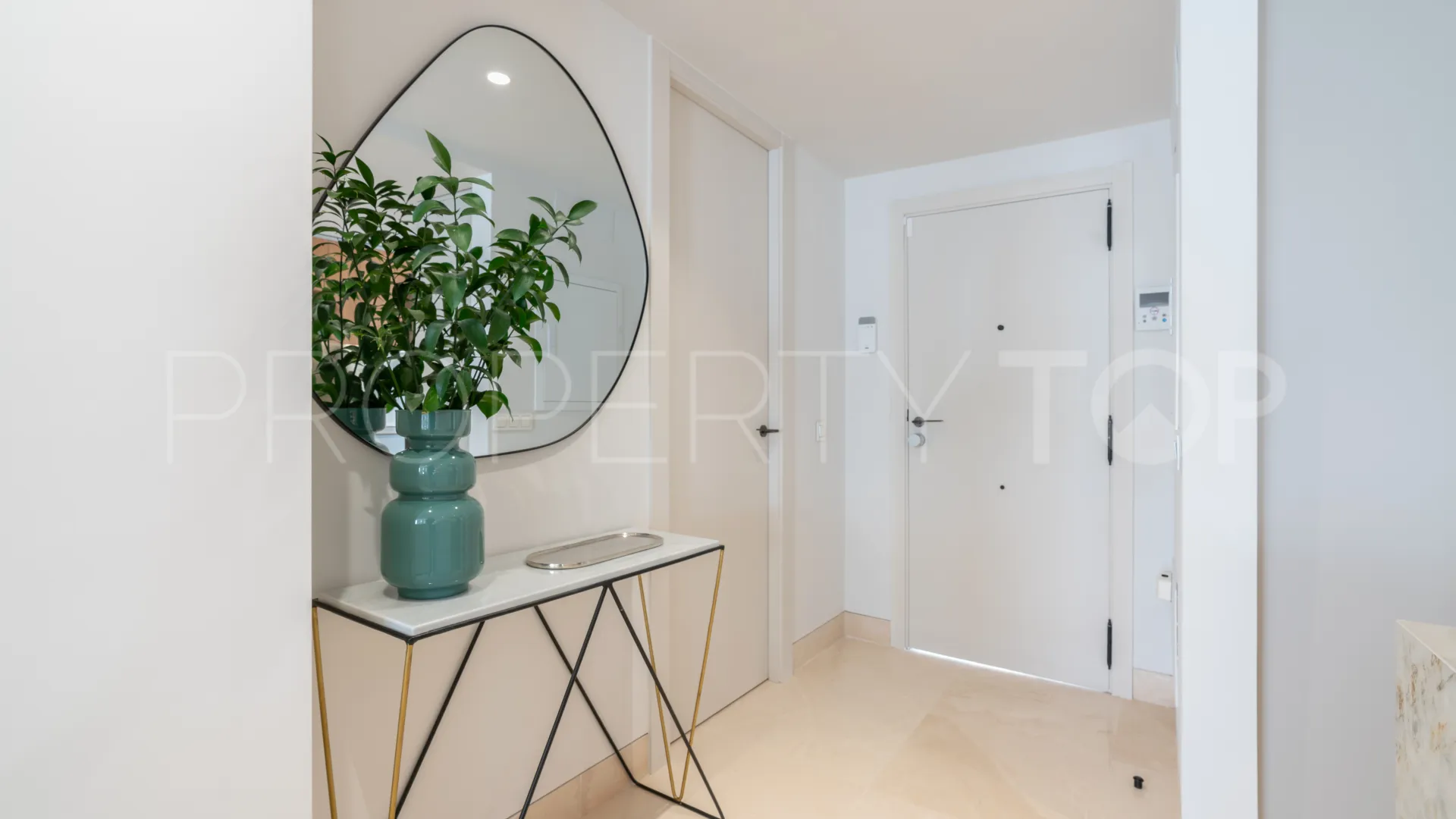 Adosado en venta en Marbellamar de 5 dormitorios