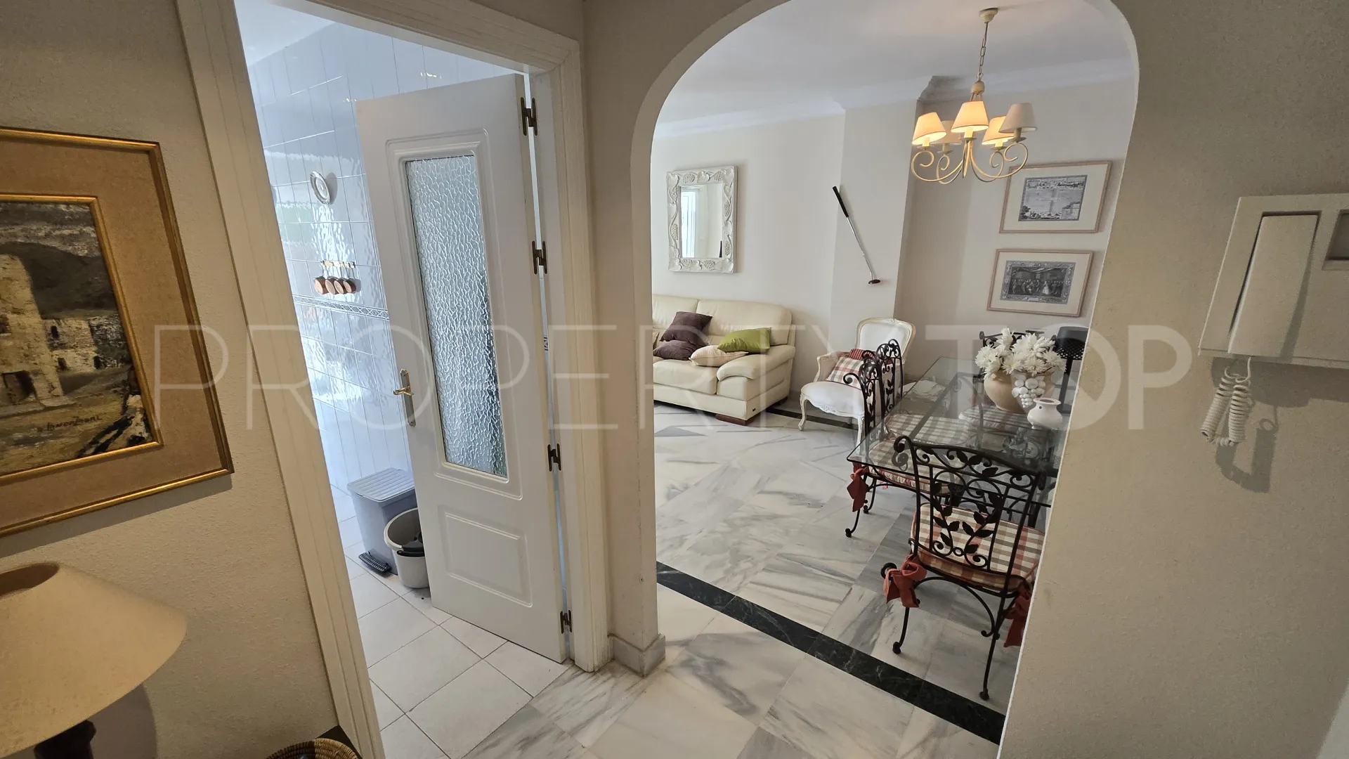 For sale ground floor apartment in Costa Nagüeles I